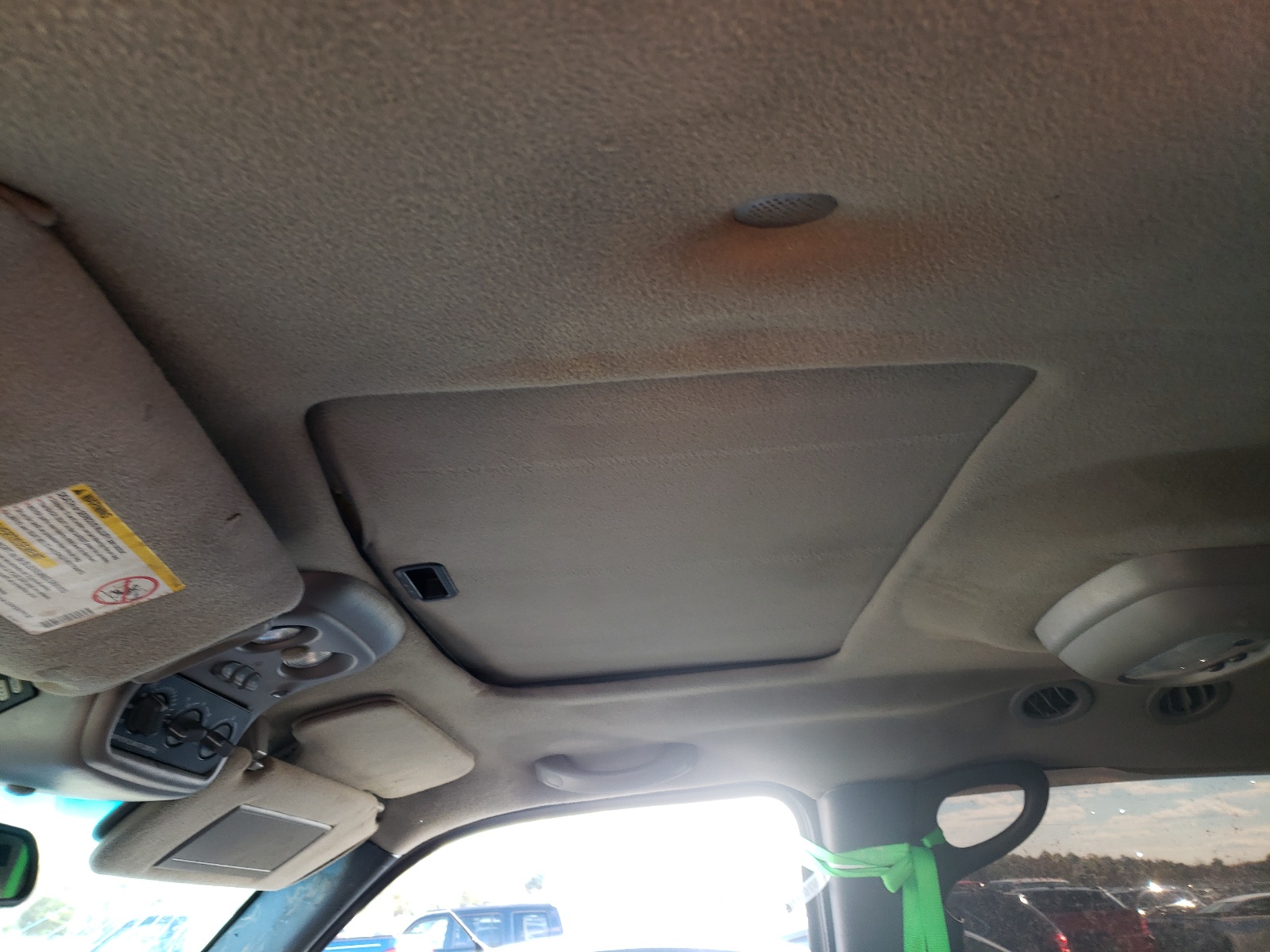 Photo 9 from auction – 2002 CHEVROLET SUBURBAN K with VIN 1GNFK16Z32J248036