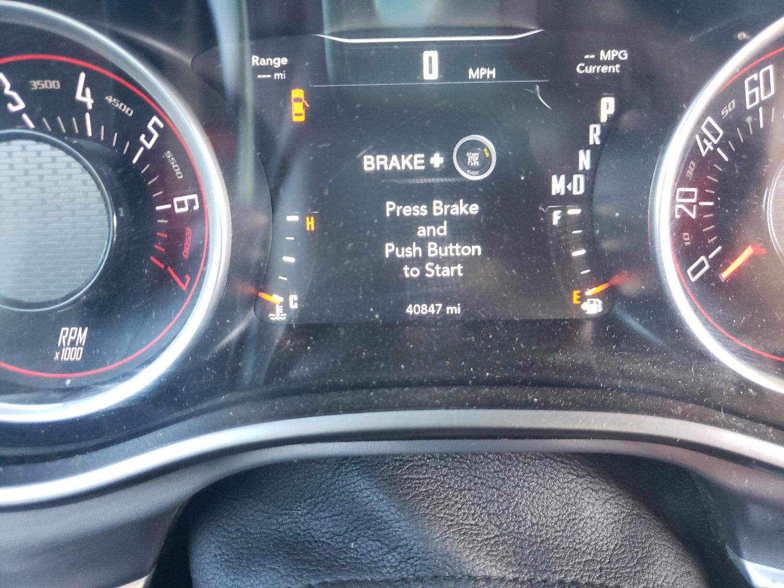 Photo 8 from auction – 2019 DODGE CHALLENGER with VIN 2C3CDZAG0KH603907