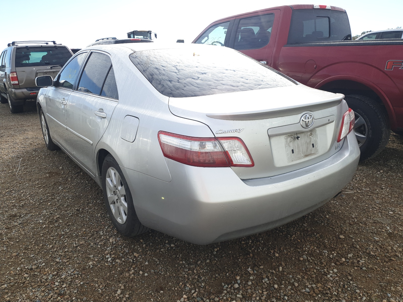 Photo 3 from auction – 2007 TOYOTA CAMRY HYBR with VIN JTNBB46K973022618