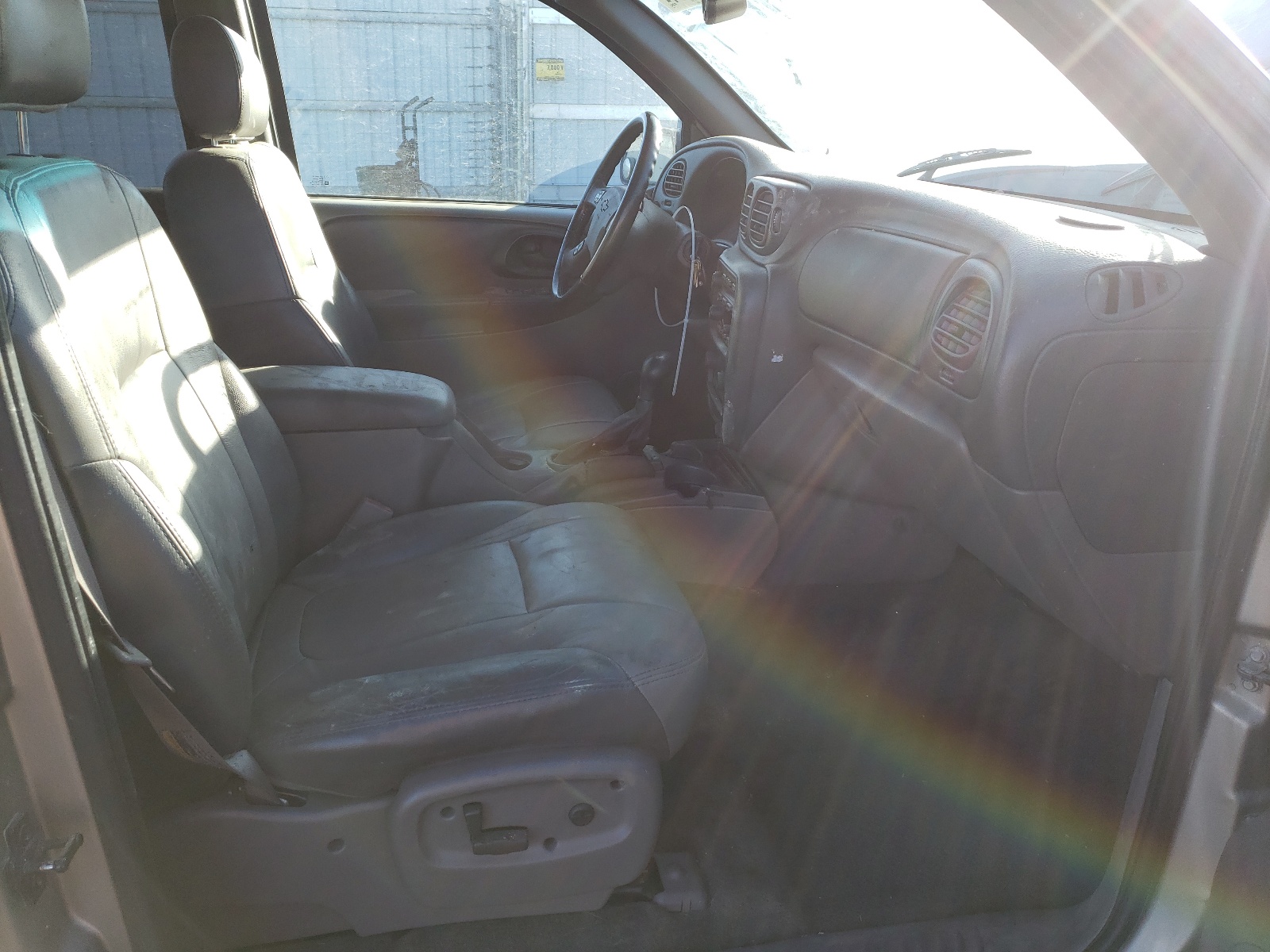 Photo 5 from auction – 2002 CHEVROLET TRAILBLAZE with VIN 1GNDT13S722243704