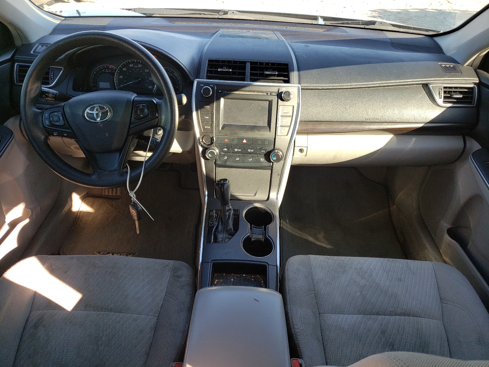 Photo 9 from auction – 2015 TOYOTA CAMRY LE with VIN 4T1BF1FK9FU011825