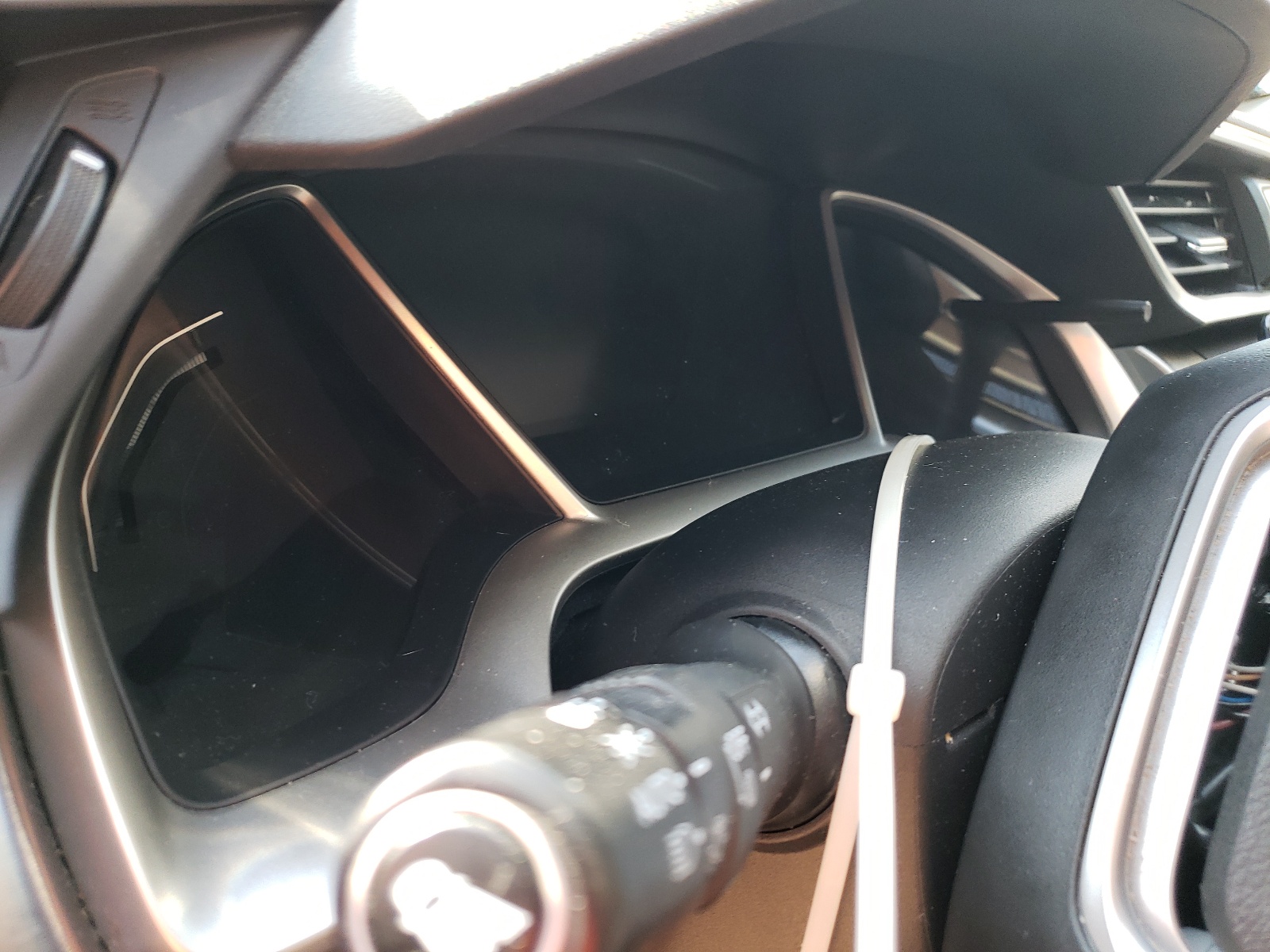 Photo 8 from auction – 2016 HONDA CIVIC EXL with VIN 19XFC1F79GE032068