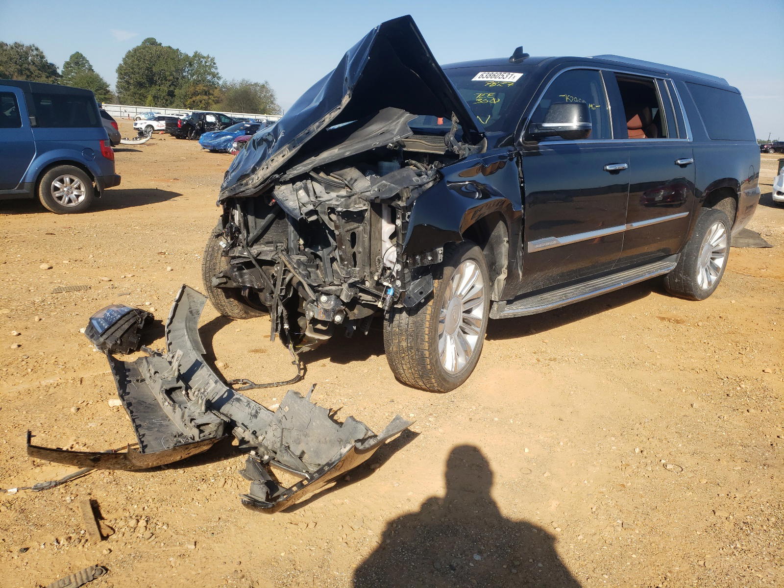 Photo 2 from auction – 2016 CADILLAC ESCALADE E with VIN 1GYS3JKJ6GR387827