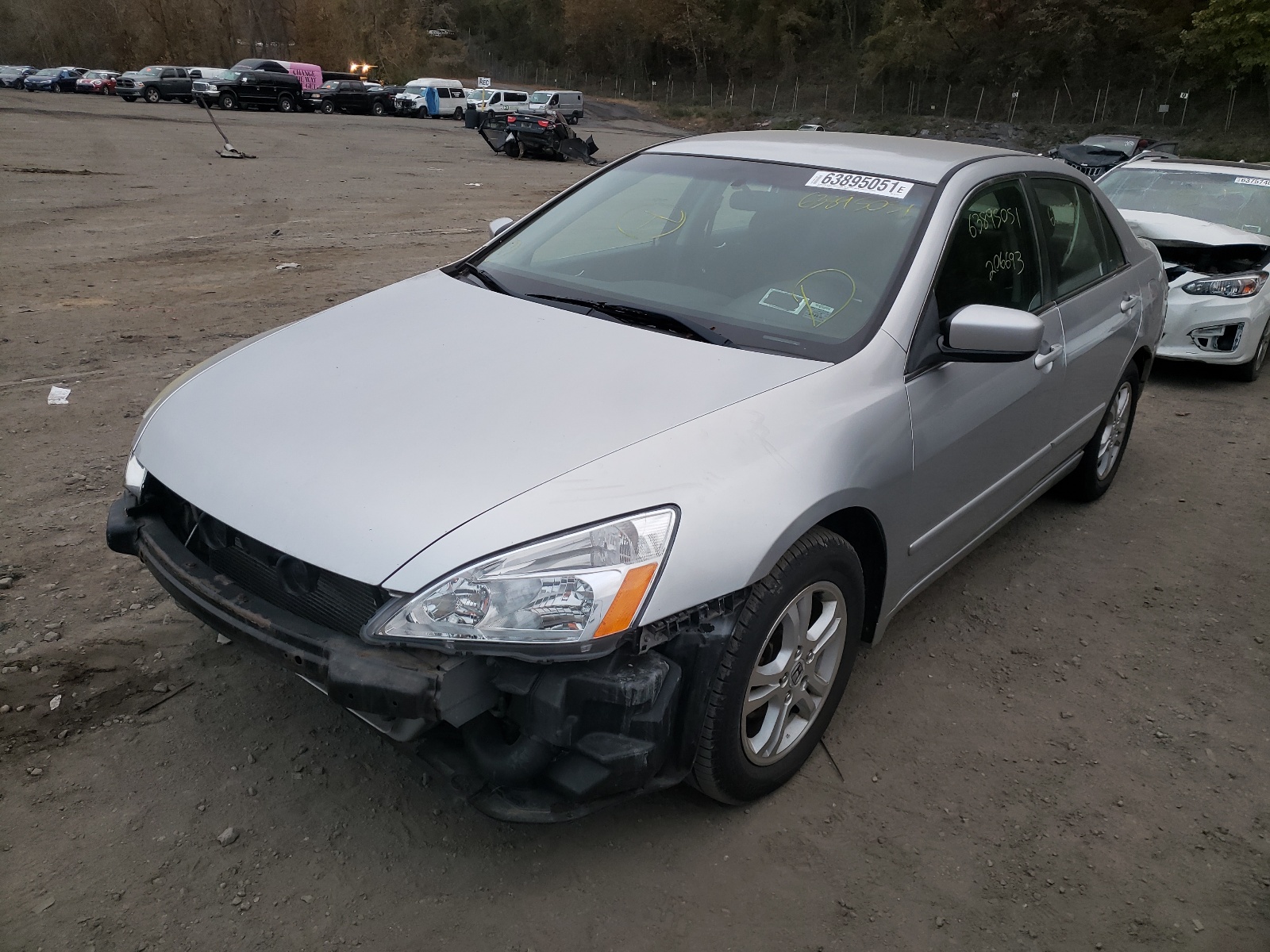 Photo 2 from auction – 2007 HONDA ACCORD SE with VIN JHMCM56357C011731