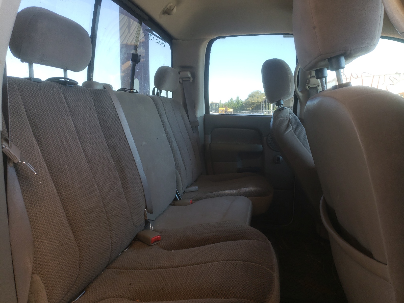 Photo 6 from auction – 2004 DODGE RAM 1500 S with VIN 1D7HA18N94S599759