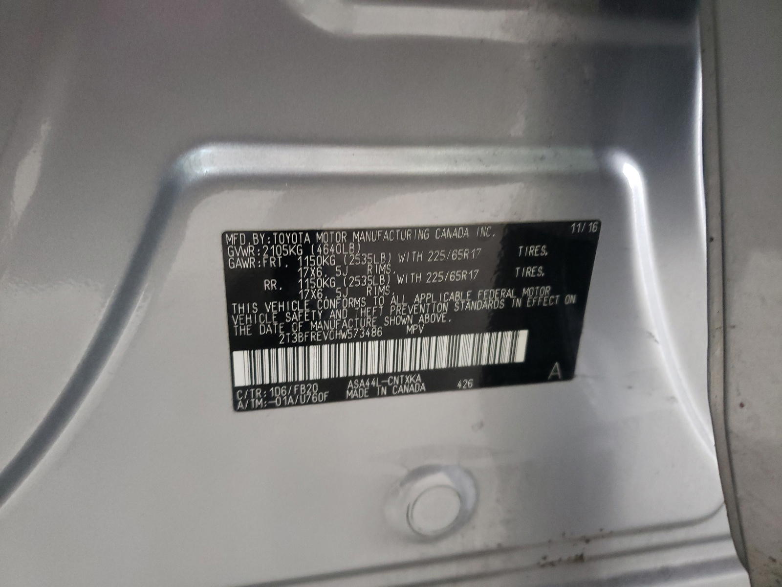 Photo 10 from auction – 2017 TOYOTA RAV4 LE with VIN 2T3BFREV0HW573486