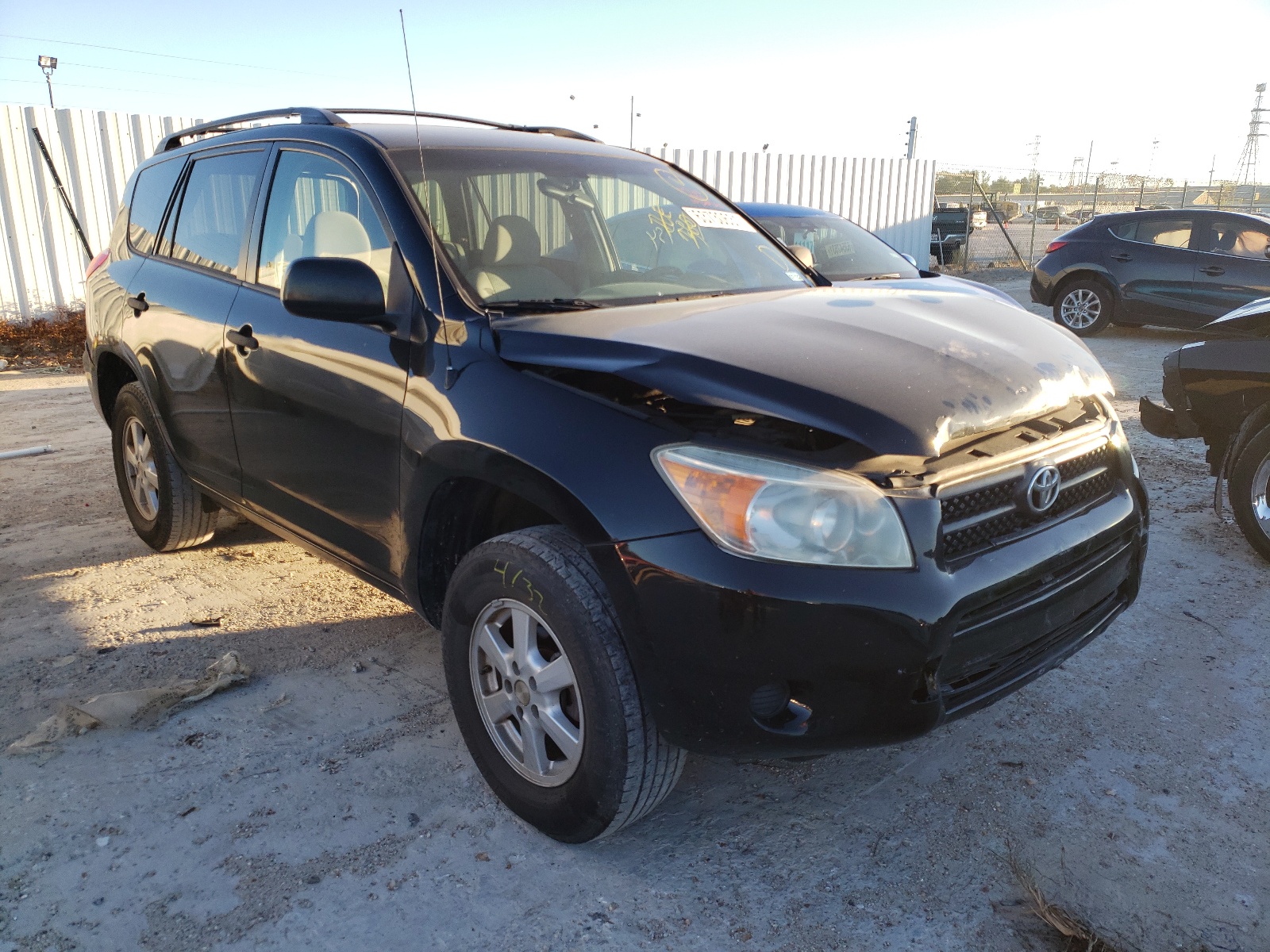Photo 1 from auction – 2007 TOYOTA RAV4 with VIN JTMZD33V475071526