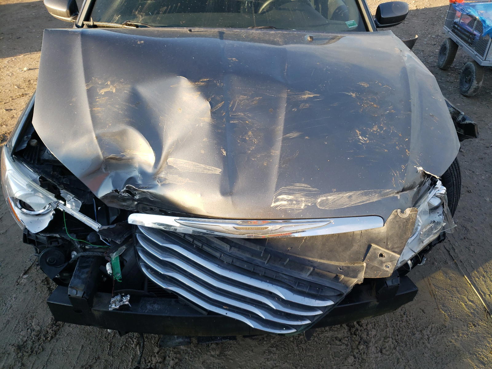 Photo 7 from auction – 2012 CHRYSLER 200 TOURIN with VIN 1C3CCBBB4CN205542