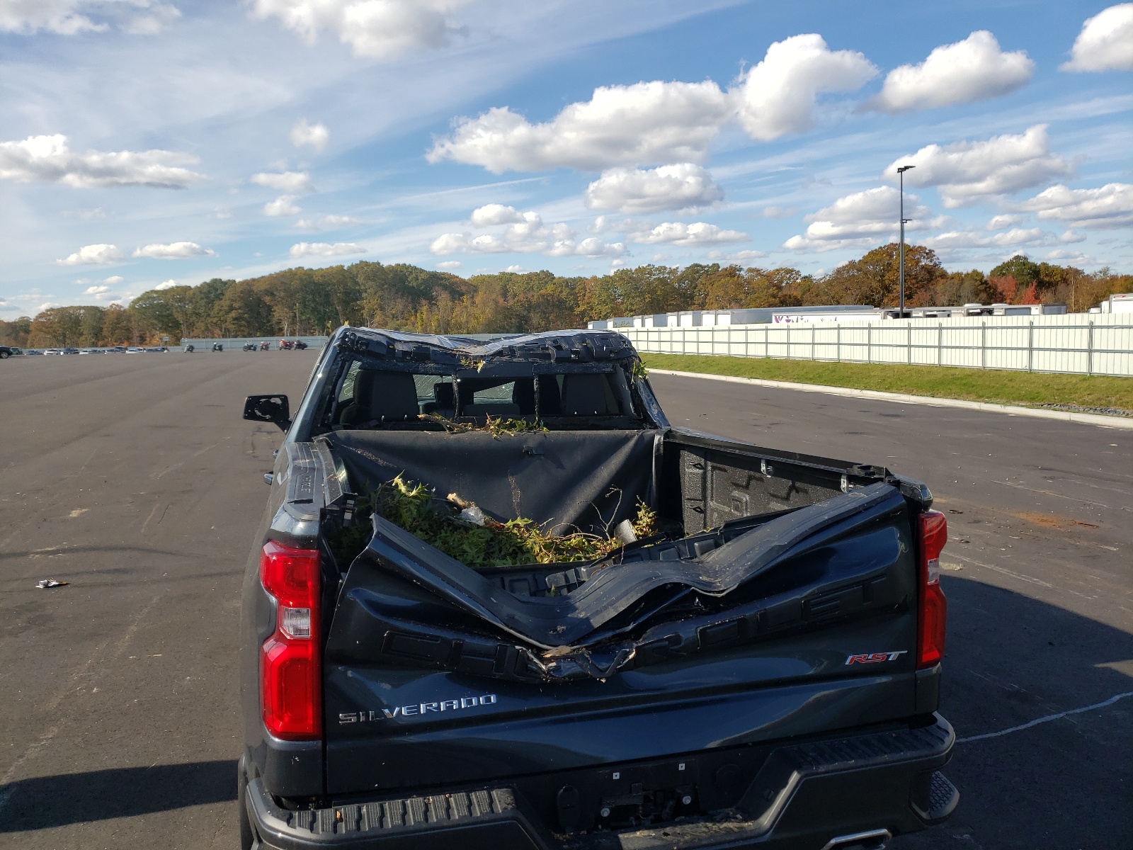 Photo 9 from auction – 2021 CHEVROLET SILVERADO with VIN 3GCUYEED2MG151068