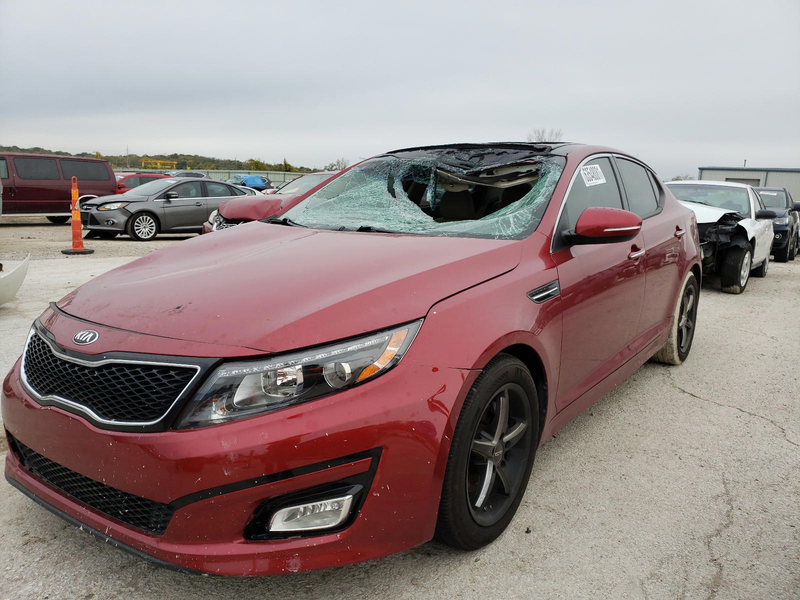 Photo 2 from auction – 2015 KIA OPTIMA EX with VIN 5XXGN4A71FG501067