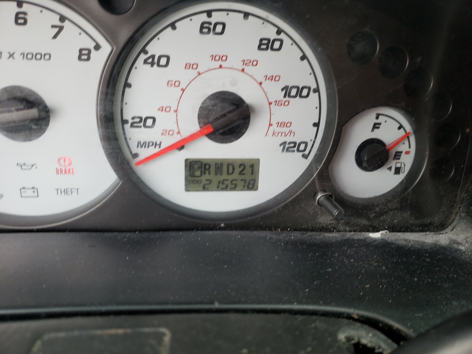Photo 8 from auction – 2003 FORD ESCAPE XLT with VIN 1FMYU03103KA69321