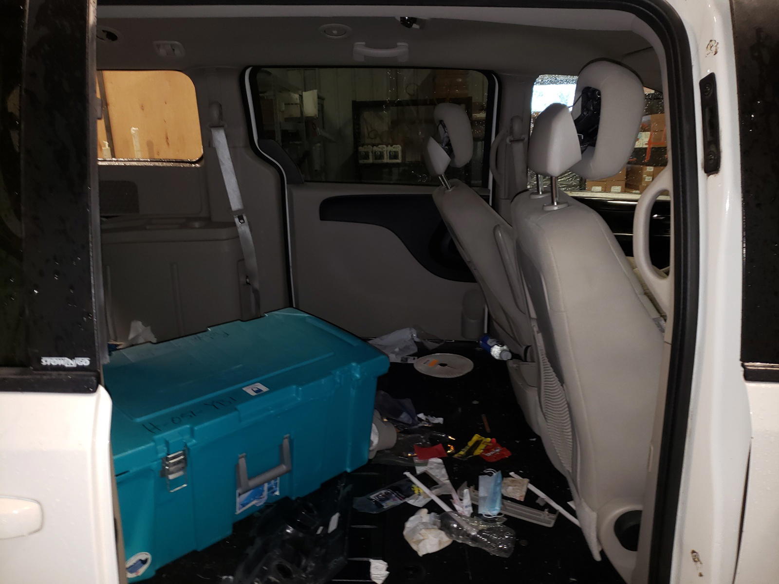 Photo 6 from auction – 2012 DODGE CARAVAN with VIN 2C4RDGCGXCR131878
