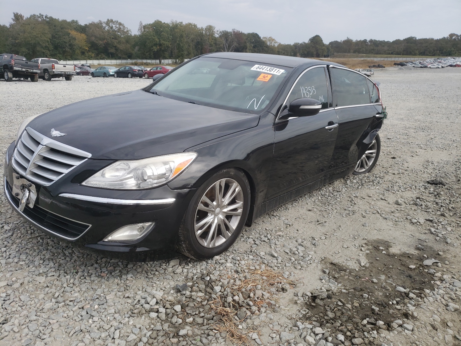 Photo 2 from auction – 2013 HYUNDAI GENESIS with VIN KMHGC4DD7DU246368