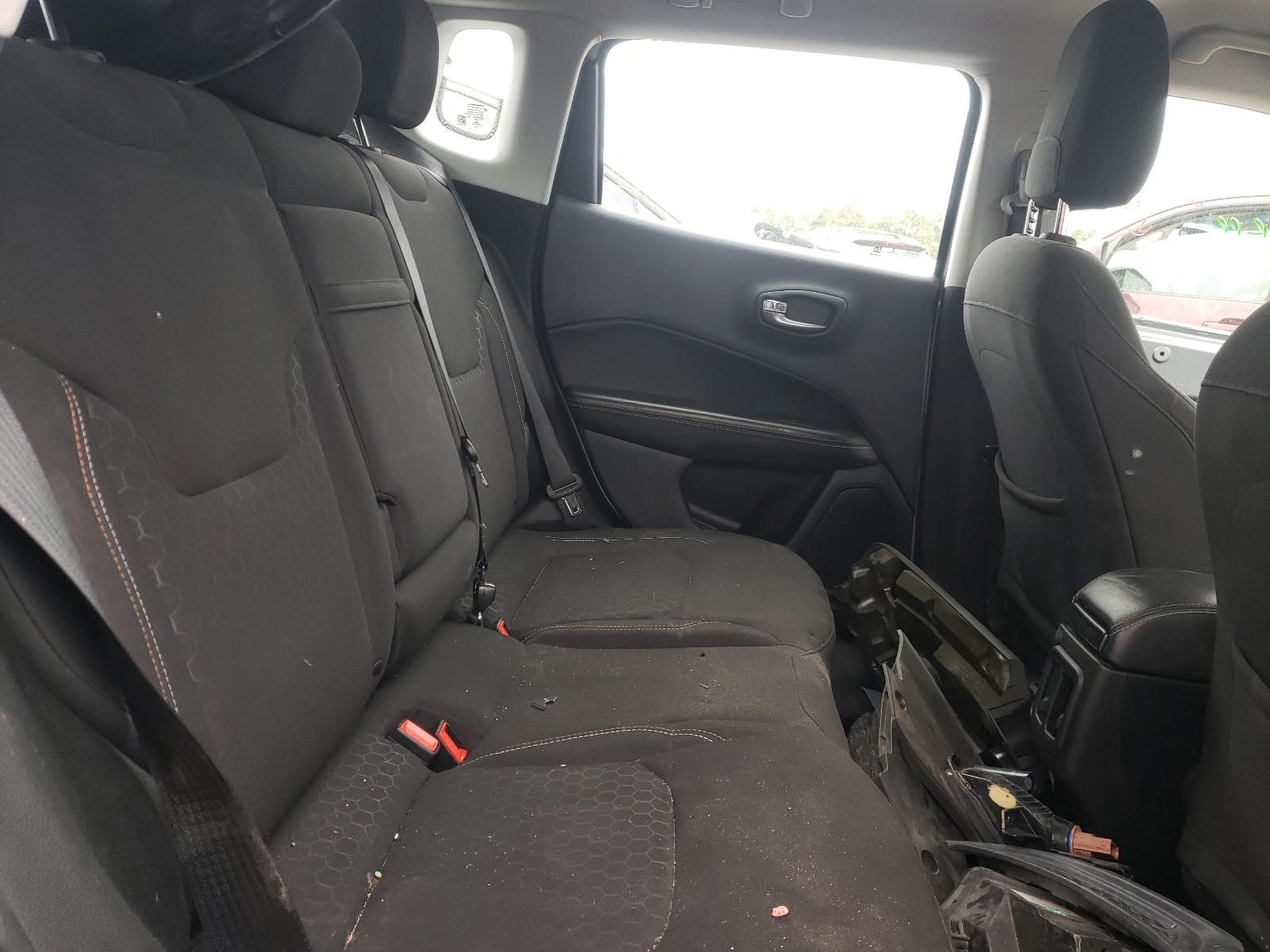 Photo 6 from auction – 2018 JEEP COMPASS SP with VIN 3C4NJCABXJT204541