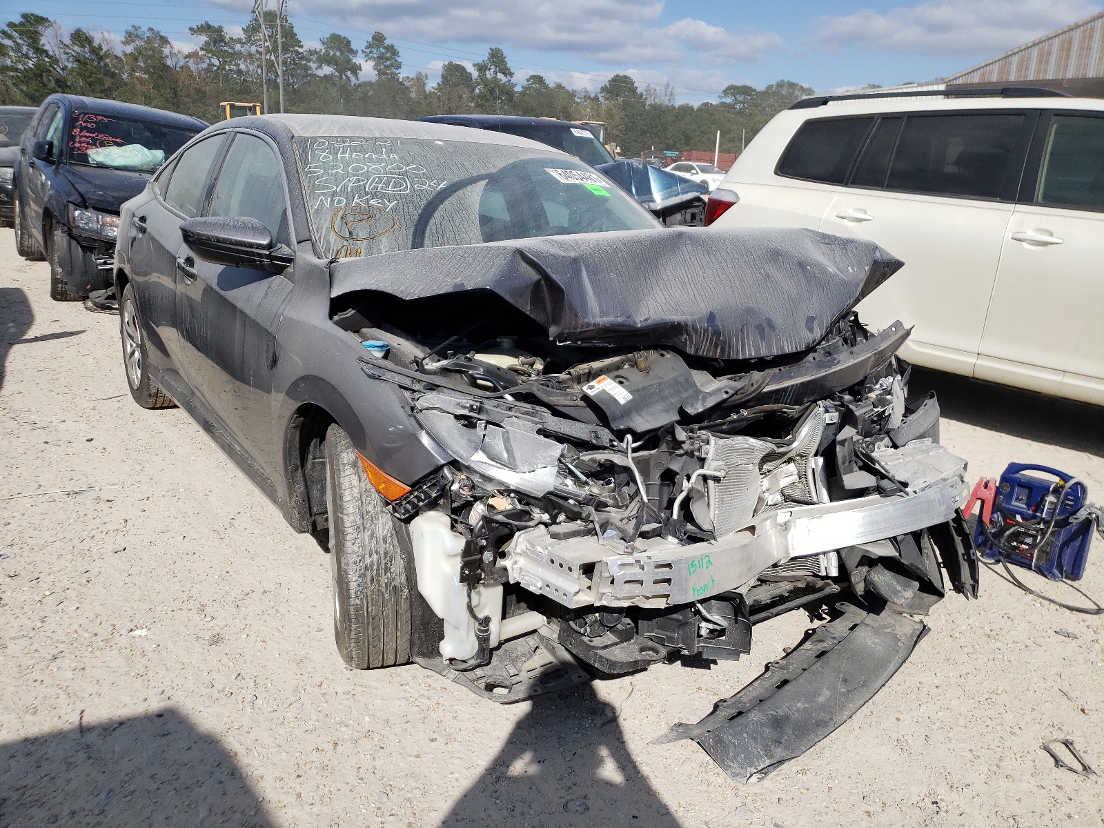 HONDA CIVIC LX 2018 with VIN 2HGFC2F52JH520800 - Photo from auction
