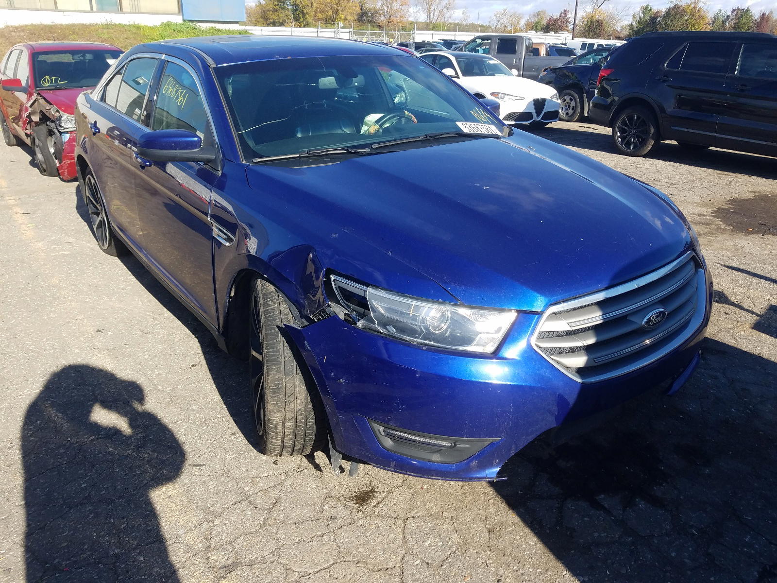 FORD TAURUS SEL 2015 with VIN 1FAHP2E88FG127397 - Photo from auction