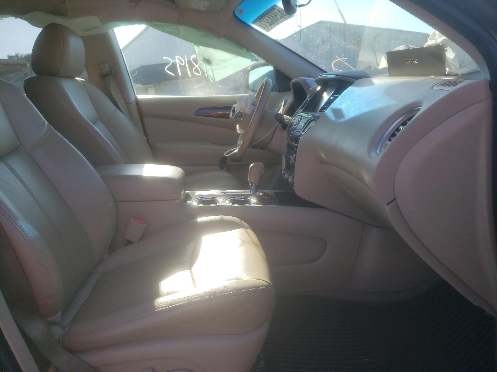 Photo 5 from auction – 2015 NISSAN PATHFINDER with VIN 5N1AR2MN5FC625122