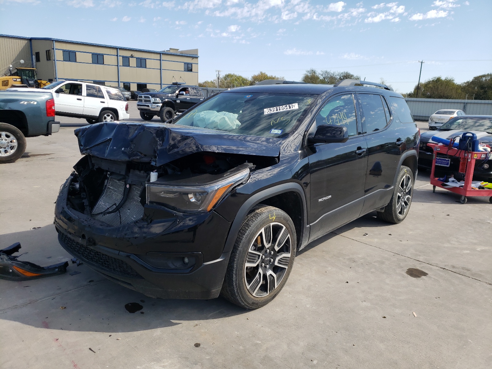 Photo 2 from auction – 2019 GMC ACADIA SLT with VIN 1GKKNMLS6KZ171787