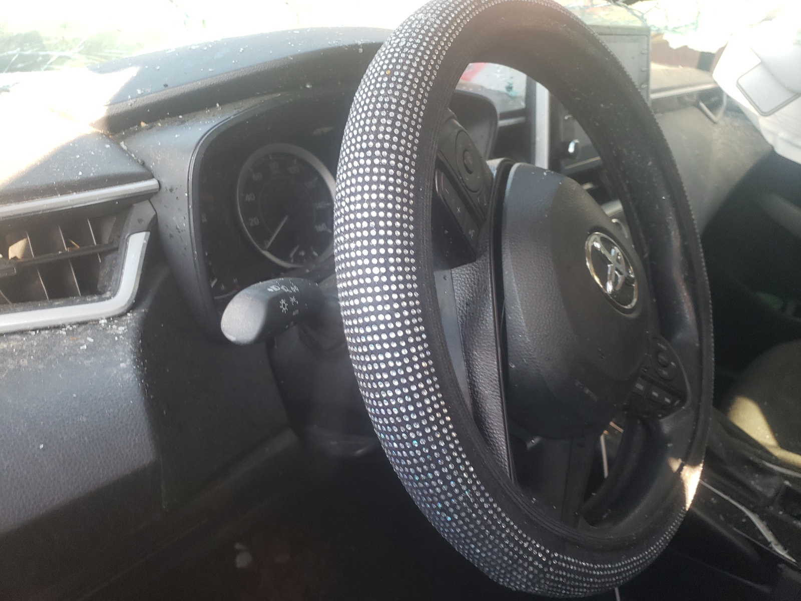 Photo 8 from auction – 2021 TOYOTA COROLLA LE with VIN JTDEPMAE5MJ165920