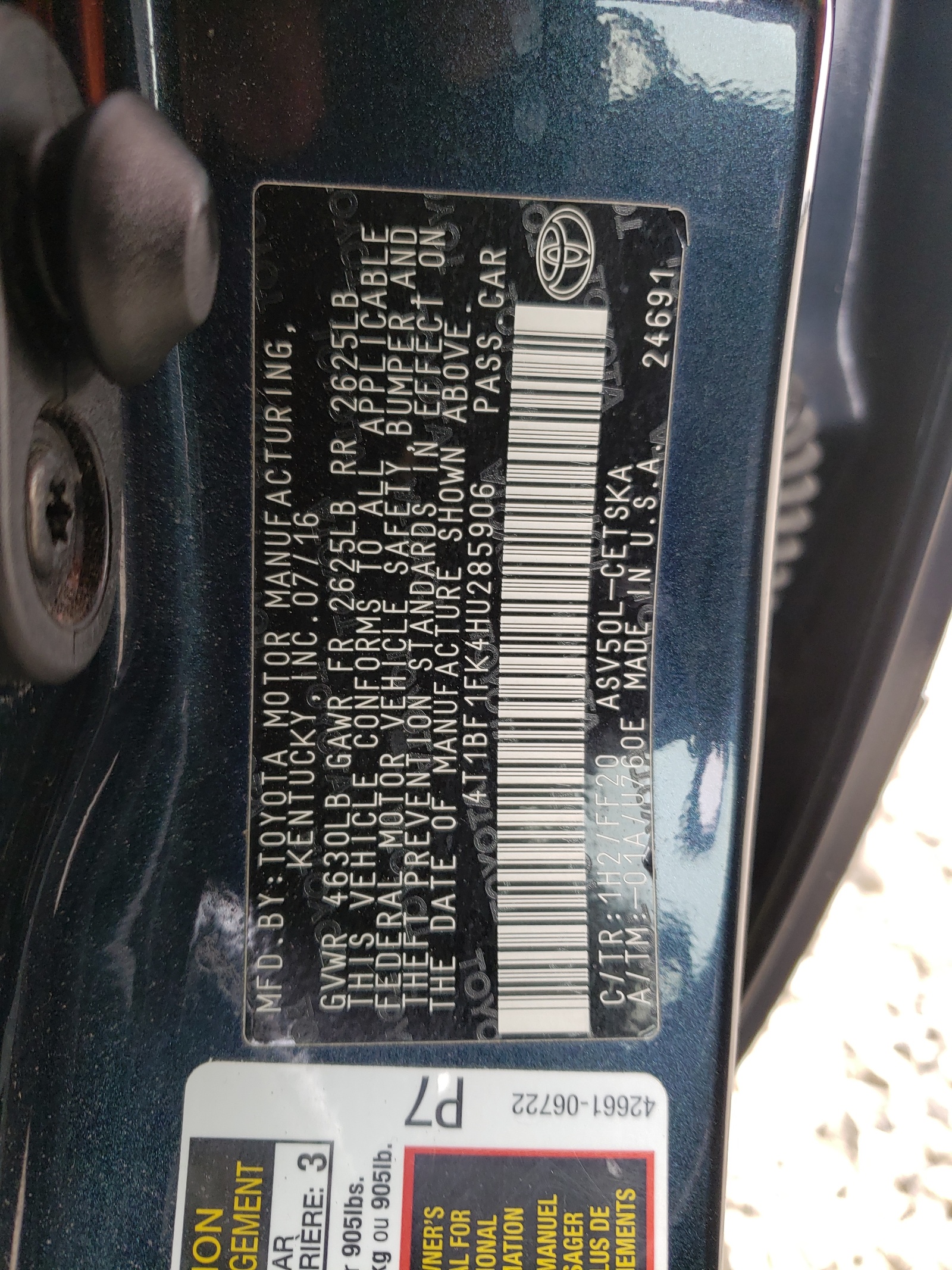 Photo 10 from auction – 2017 TOYOTA CAMRY LE with VIN 4T1BF1FK4HU285906