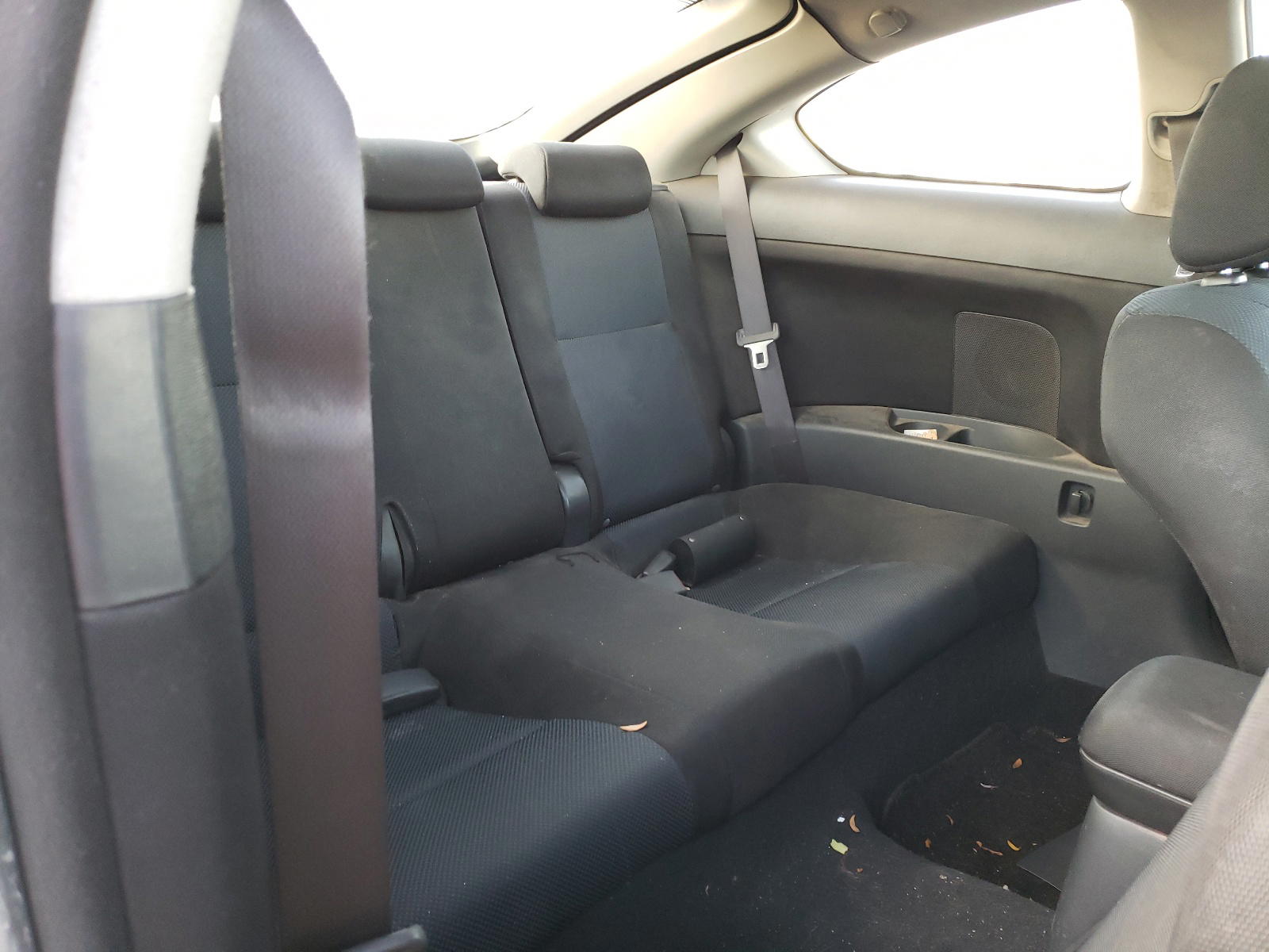 Photo 6 from auction – 2007 SCION TC with VIN JTKDE177X70181672