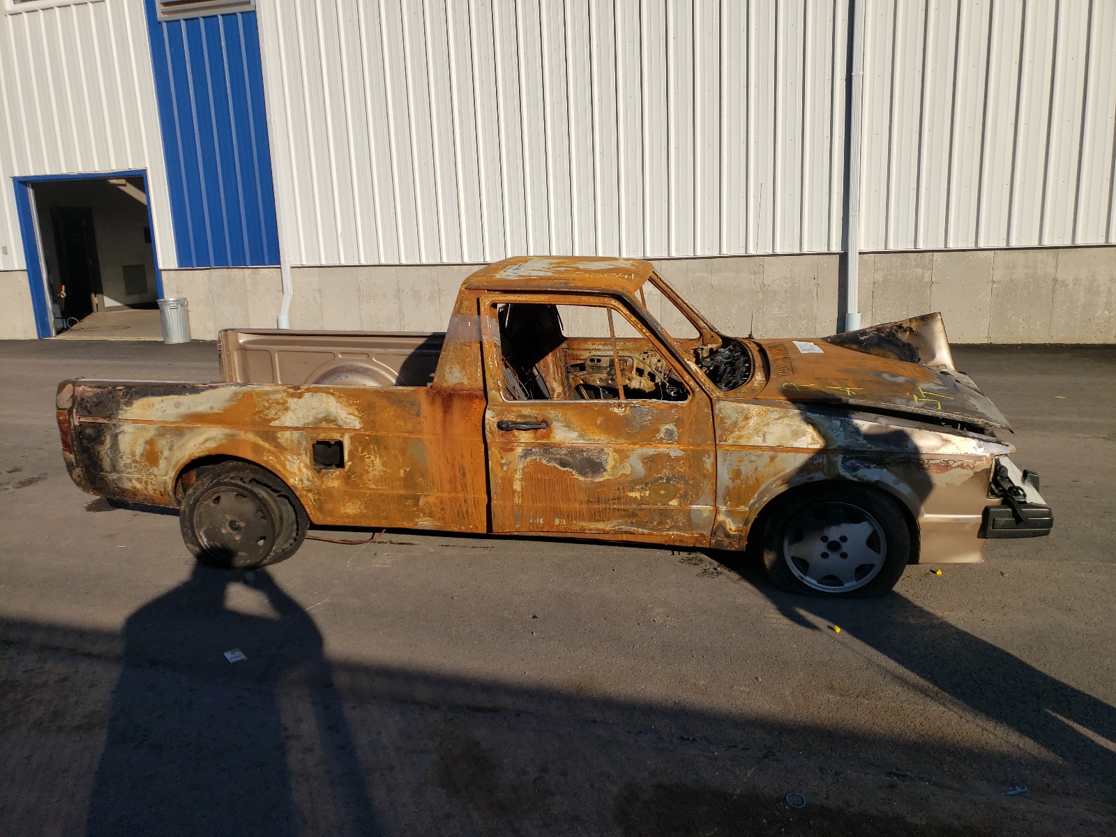 Photo 9 from auction – 1981 VOLKSWAGEN RABBIT TRU with VIN 1V1LG0179BV103