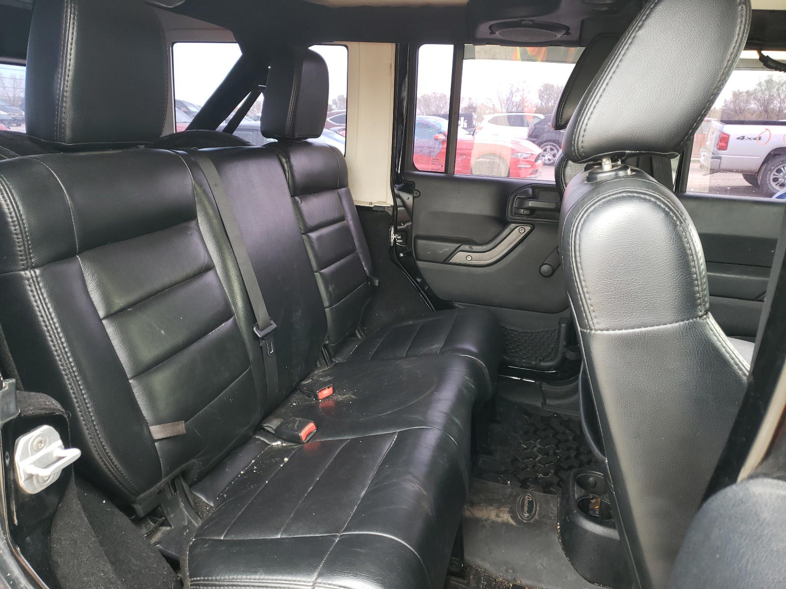 Photo 6 from auction – 2011 JEEP WRANGLER U with VIN 1J4BA3H18BL522021