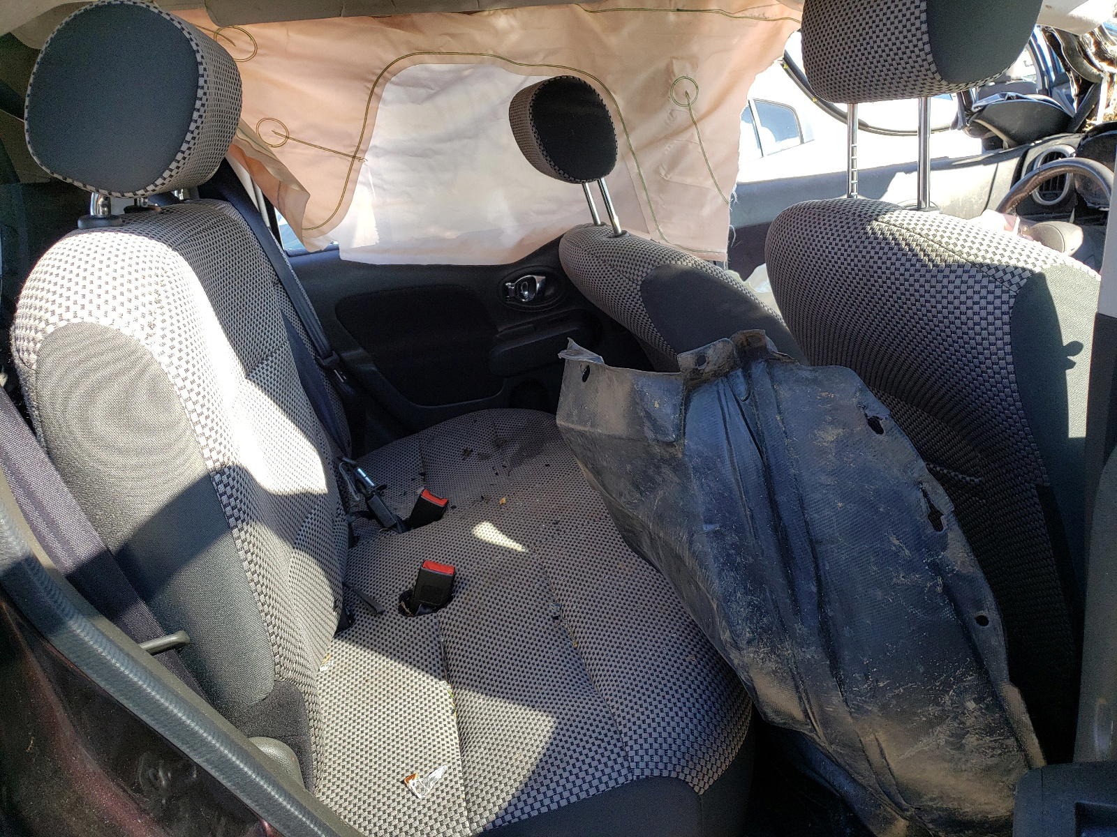 Photo 6 from auction – 2010 NISSAN CUBE BASE with VIN JN8AZ2KR6AT169350