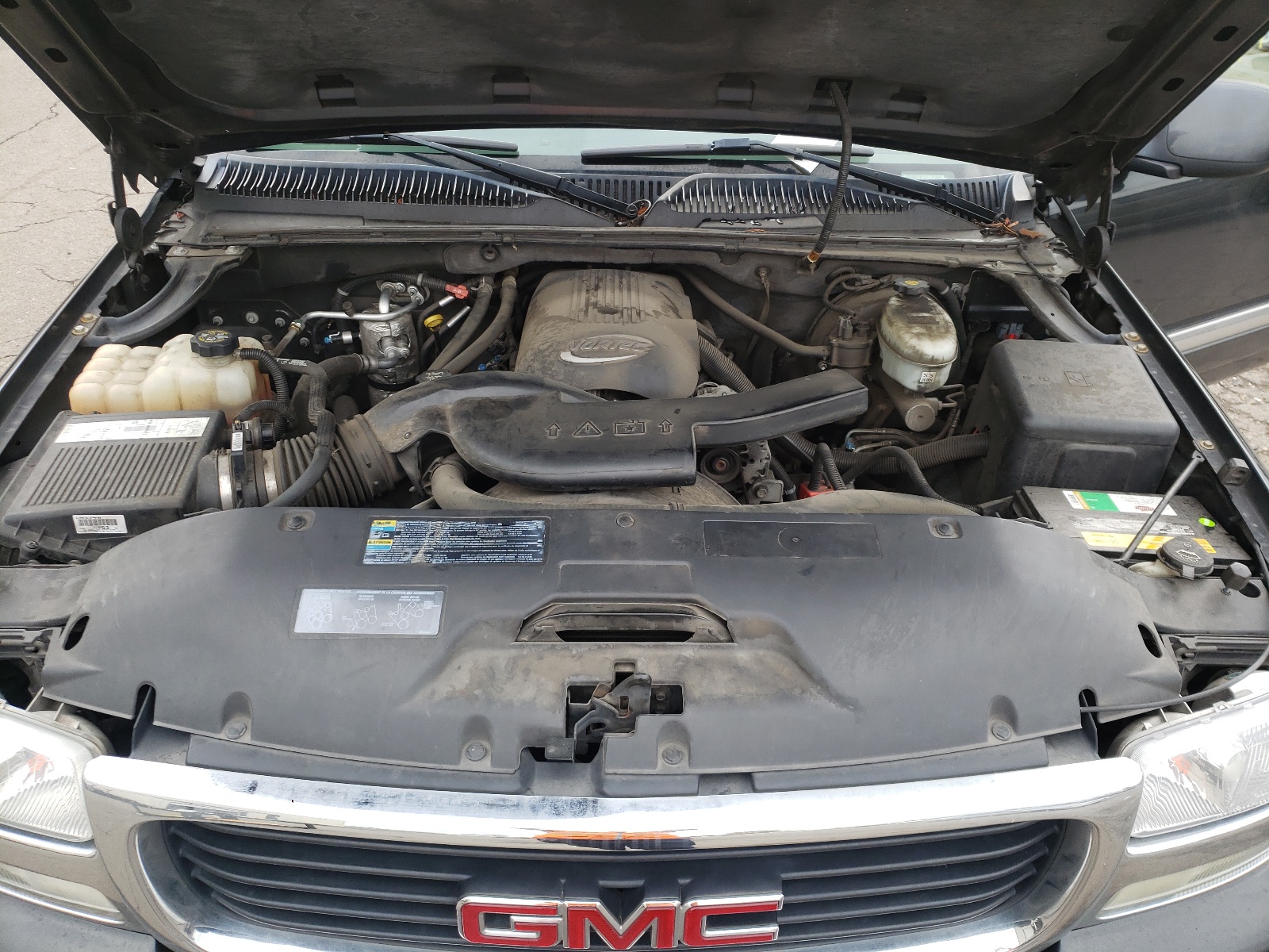 Photo 7 from auction – 2003 GMC YUKON with VIN 1GKEK13Z93R278464