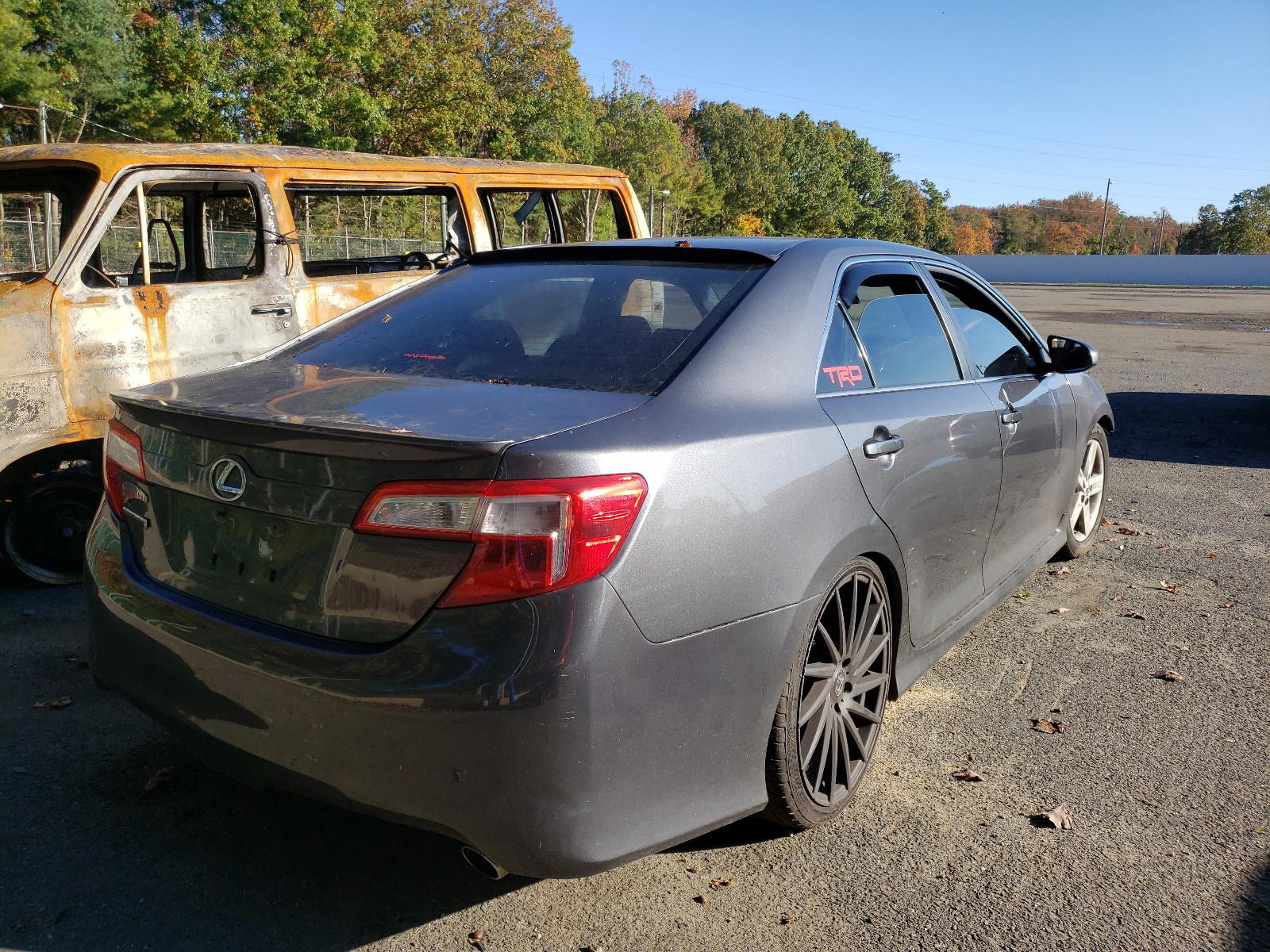 Photo 4 from auction – 2012 TOYOTA CAMRY BASE with VIN 4T1BF1FK7CU017571