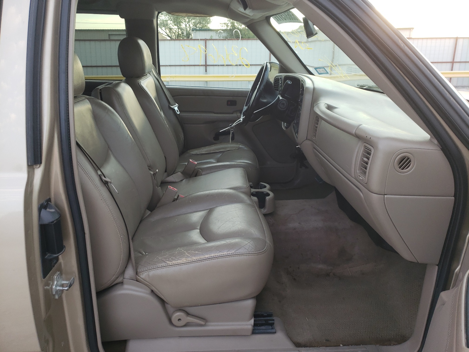 Photo 5 from auction – 2006 CHEVROLET SILVERADO with VIN 1GCEK19ZX6Z286709