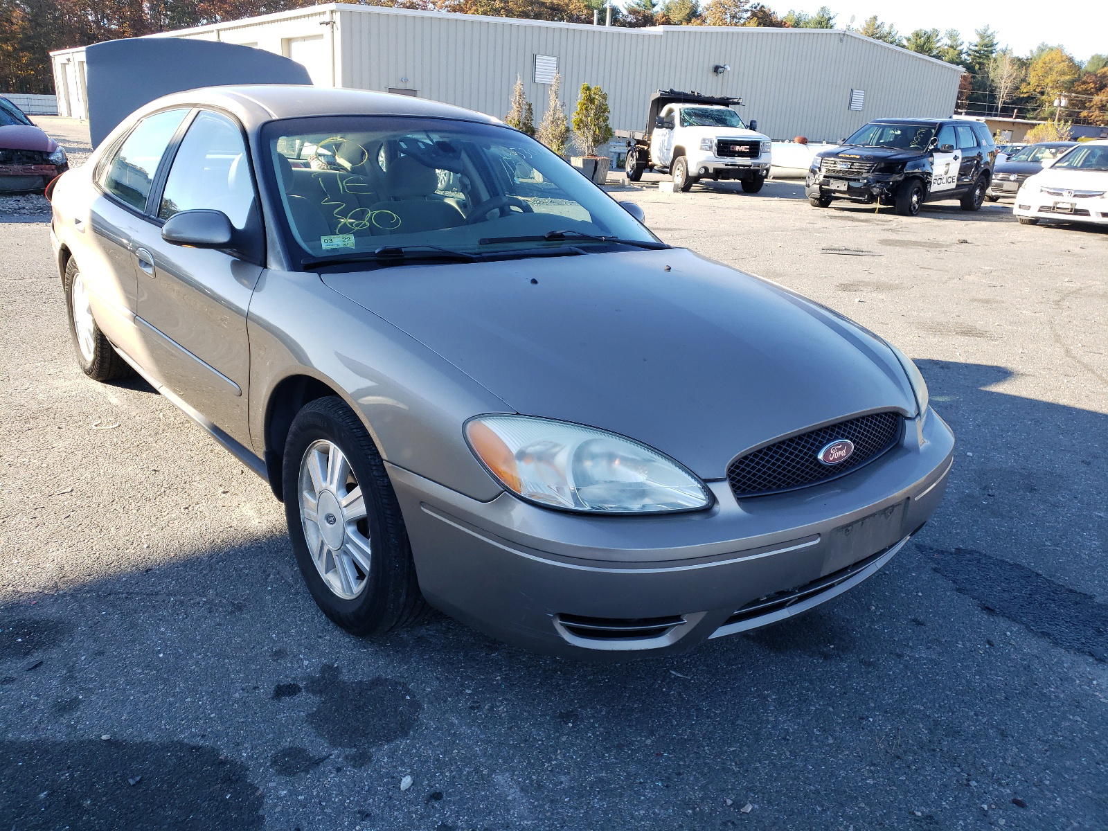 FORD TAURUS 2005 with VIN 1FAFP56U45A300239 - Photo from auction