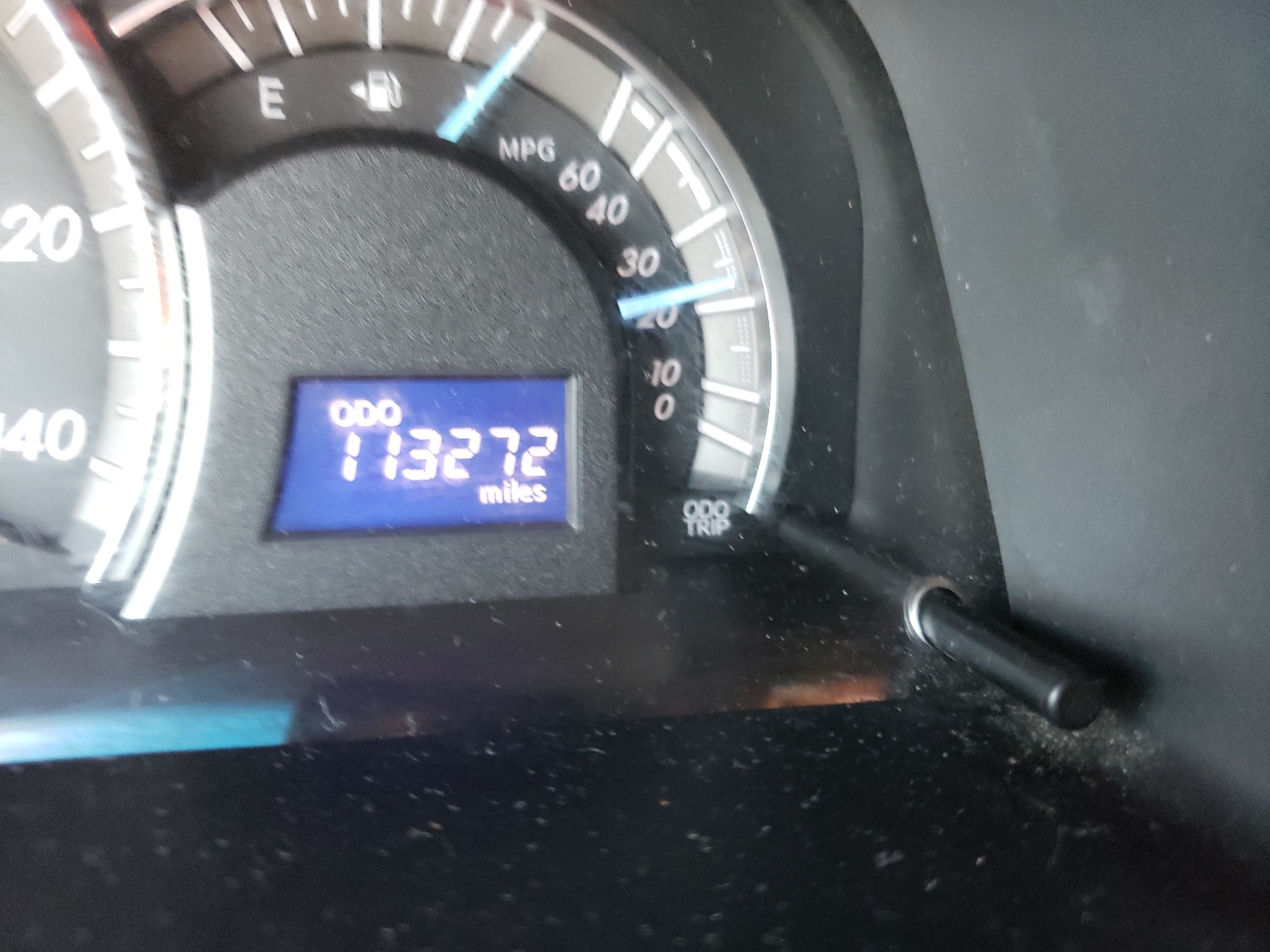 Photo 8 from auction – 2013 TOYOTA CAMRY L with VIN 4T1BF1FK0DU231934