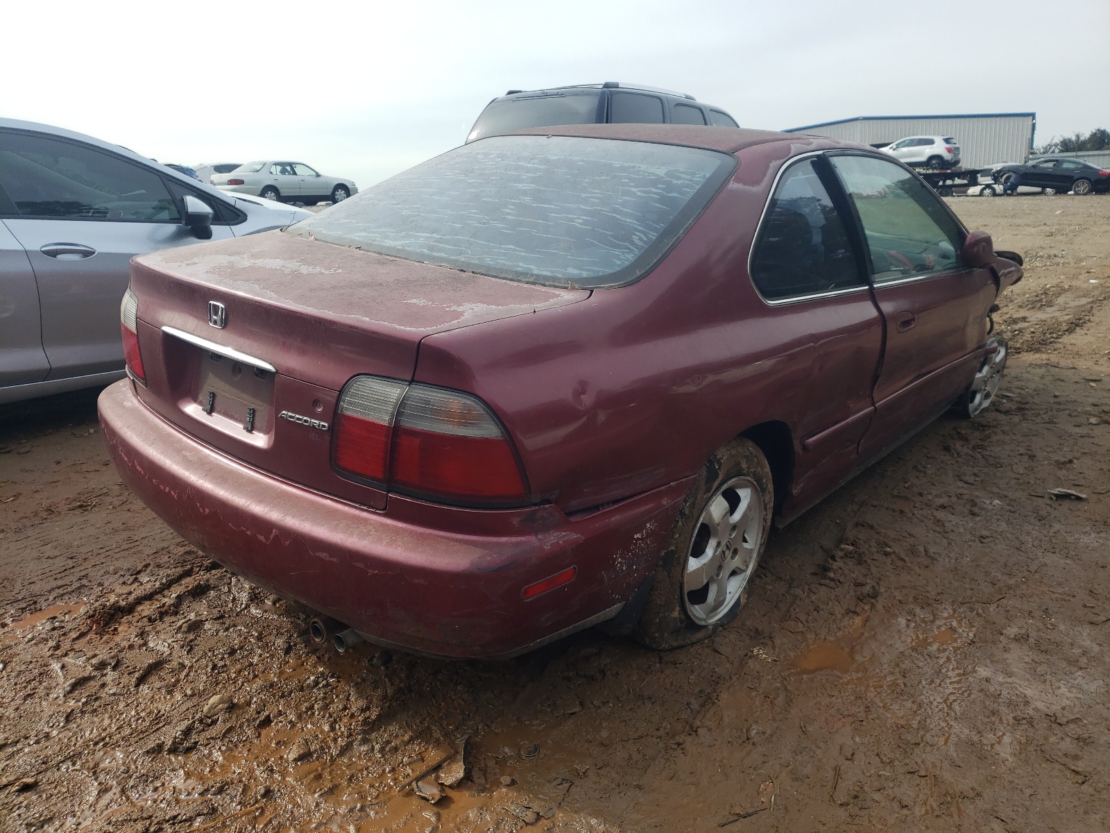 Photo 4 from auction – 1997 HONDA ACCORD EX with VIN 1HGCD7268VA028000