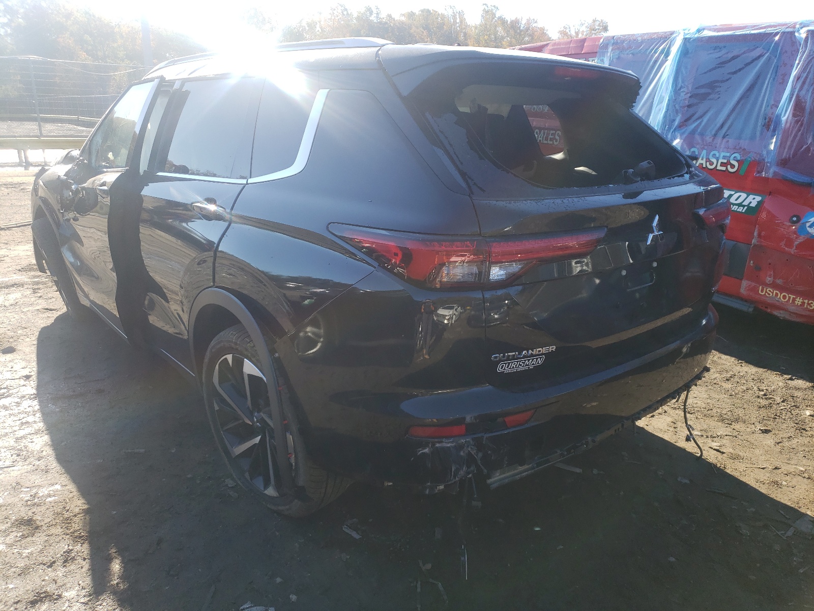 Photo 3 from auction – 2022 MITSUBISHI OUTLANDER with VIN JA4J3VA8XNZ028821