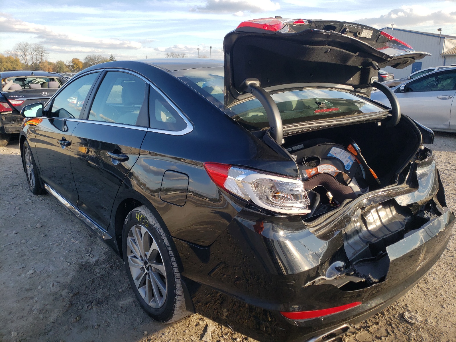 Photo 3 from auction – 2016 HYUNDAI SONATA SPO with VIN 5NPE34AF1GH268608
