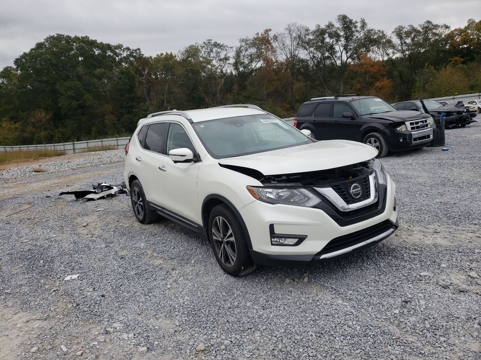 NISSAN ROGUE S 2018 with VIN 5N1AT2MT0JC837760 - Photo from auction