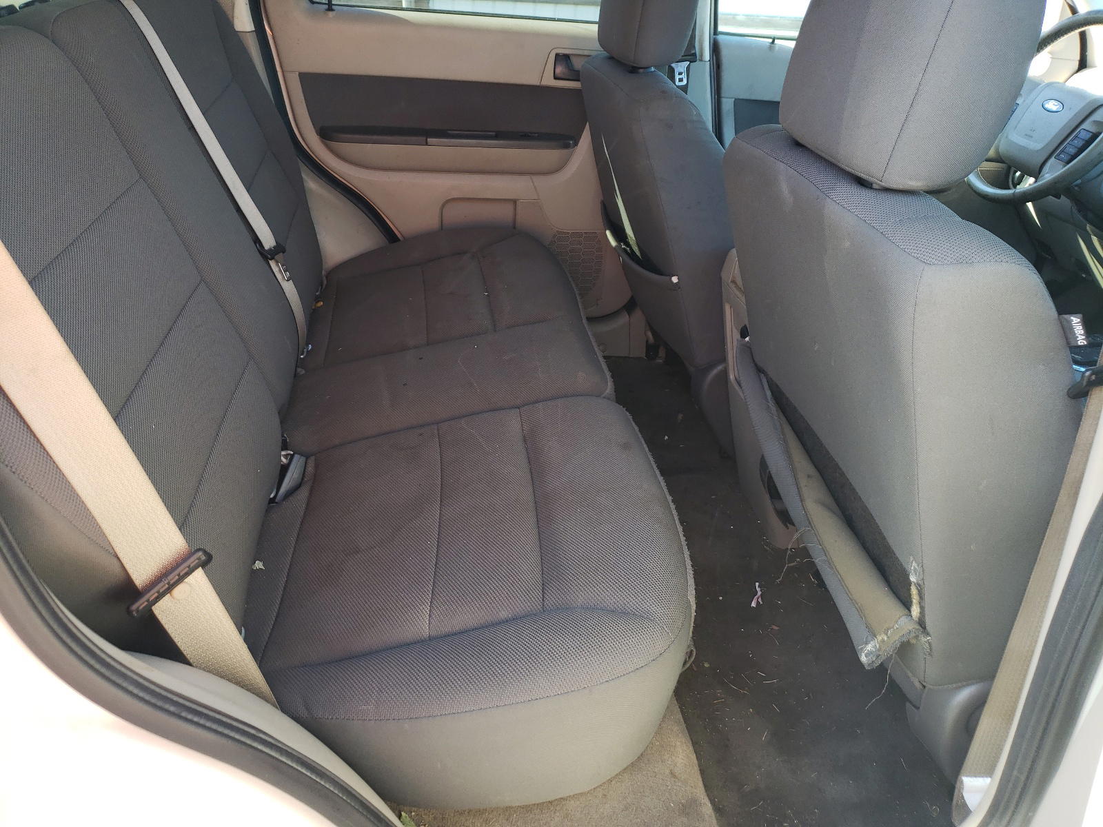 Photo 6 from auction – 2010 FORD ESCAPE XLT with VIN 1FMCU9D71AKA78690