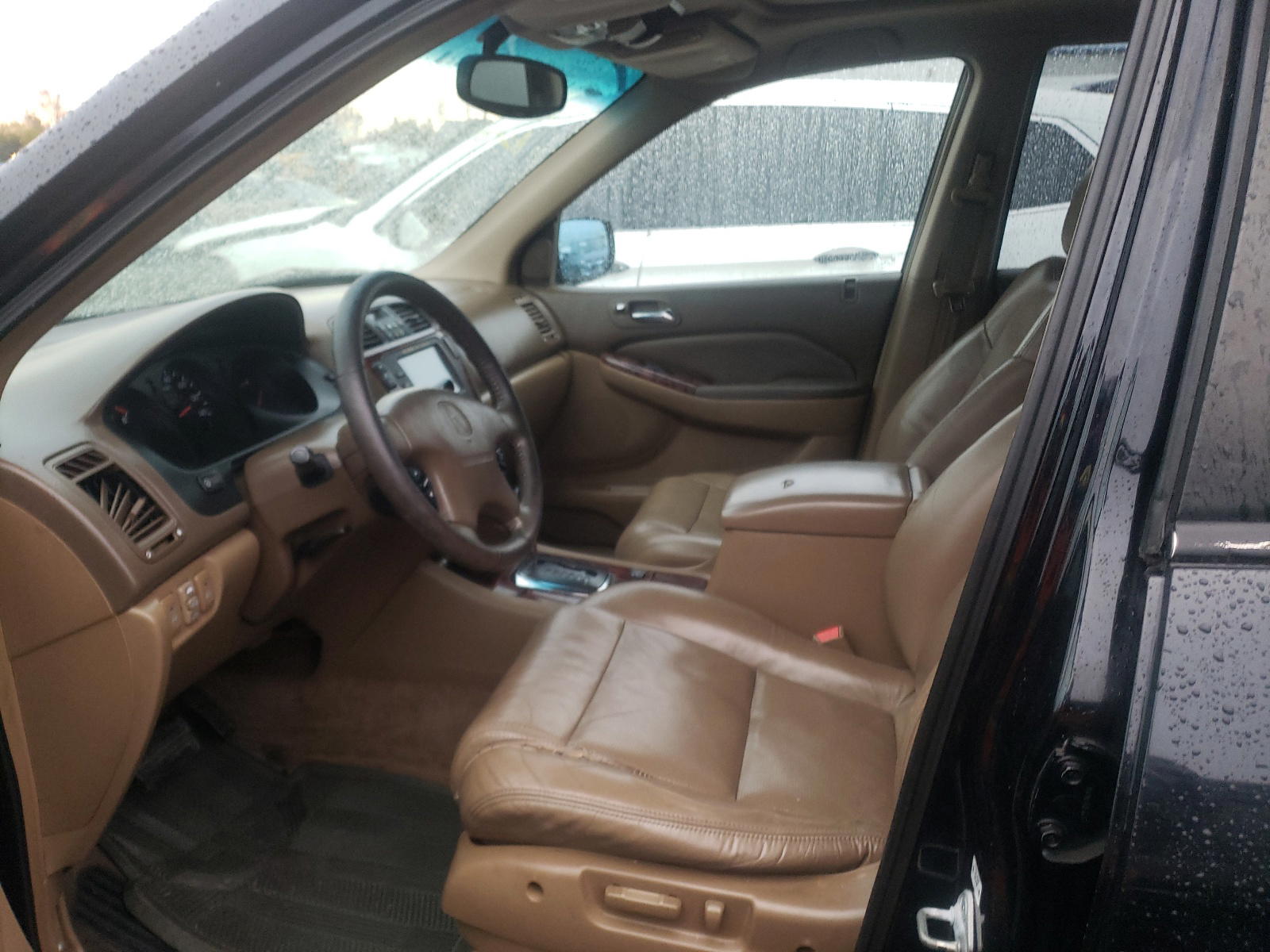 Photo 5 from auction – 2002 ACURA MDX with VIN 2HNYD18282H506199