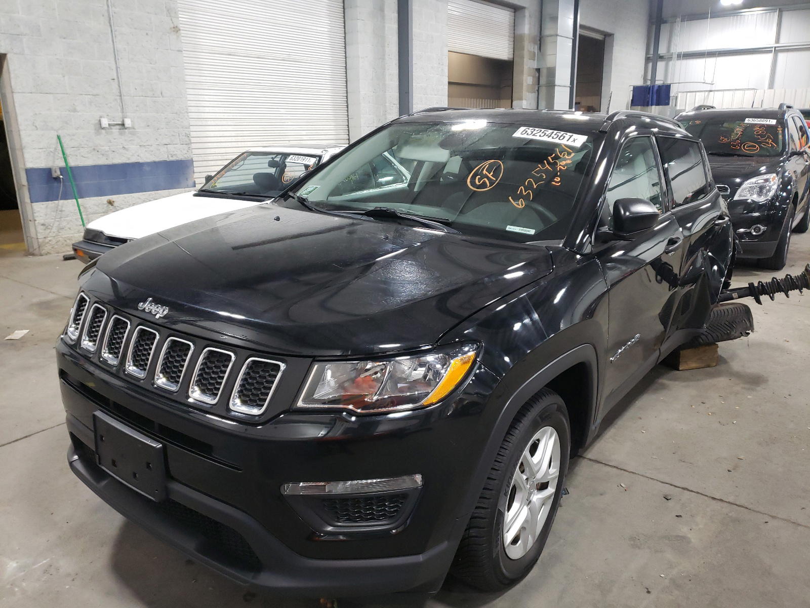 Photo 2 from auction – 2018 JEEP COMPASS SP with VIN 3C4NJCAB8JT204148