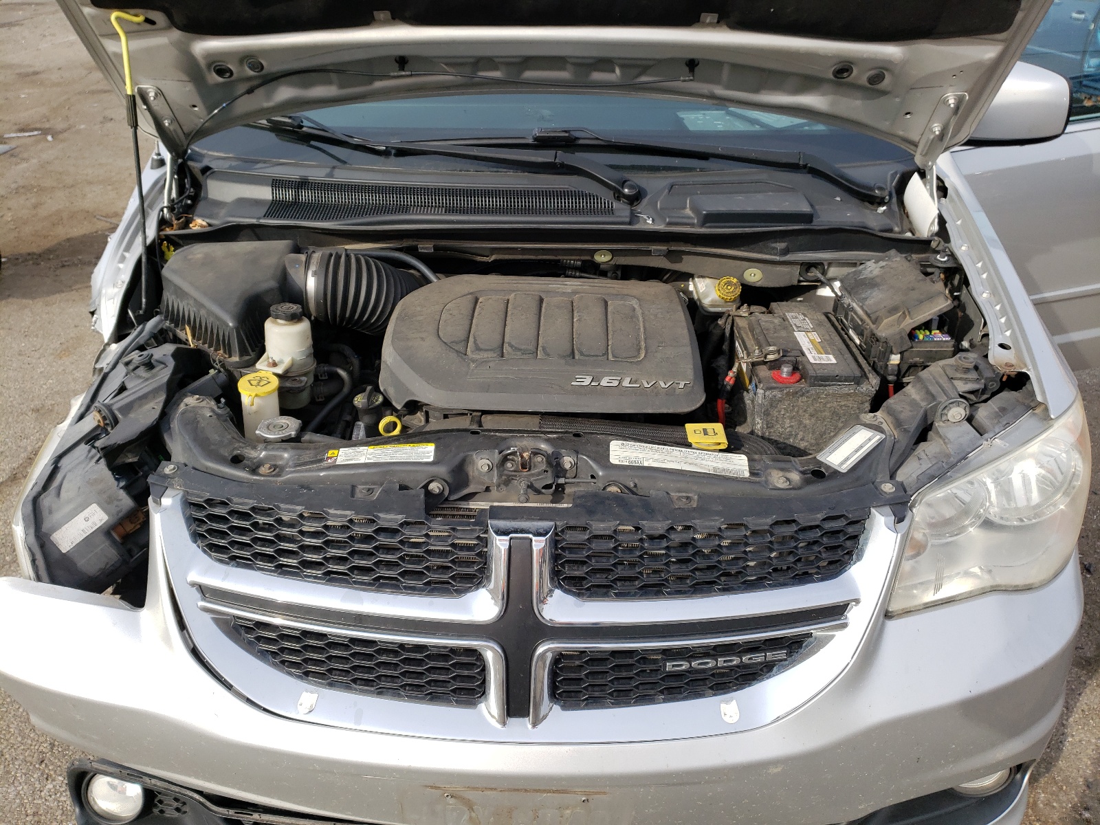 صورة رقم 7 من المزاد - 2012 DODGE GRAND CARA مع VIN 2C4RDGDG1CR105202
