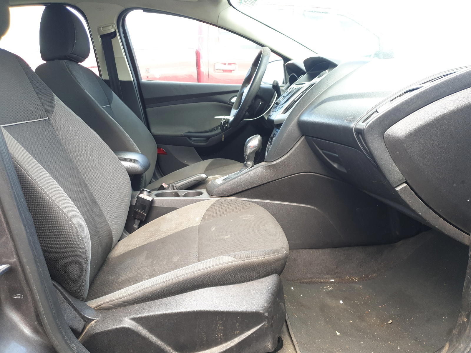 Photo 5 from auction – 2013 FORD FOCUS SE with VIN 1FADP3F20DL117918