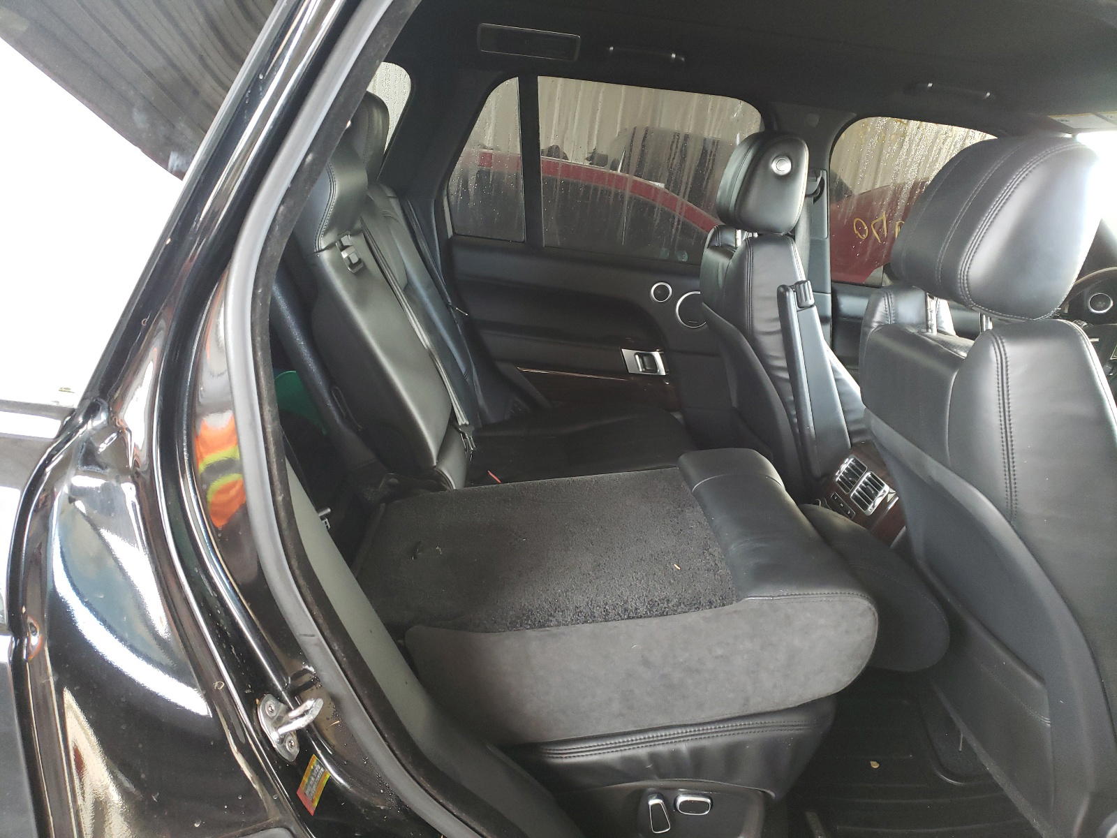Photo 6 from auction – 2015 LAND ROVER RANGE ROVE with VIN SALGS2TF1FA243039