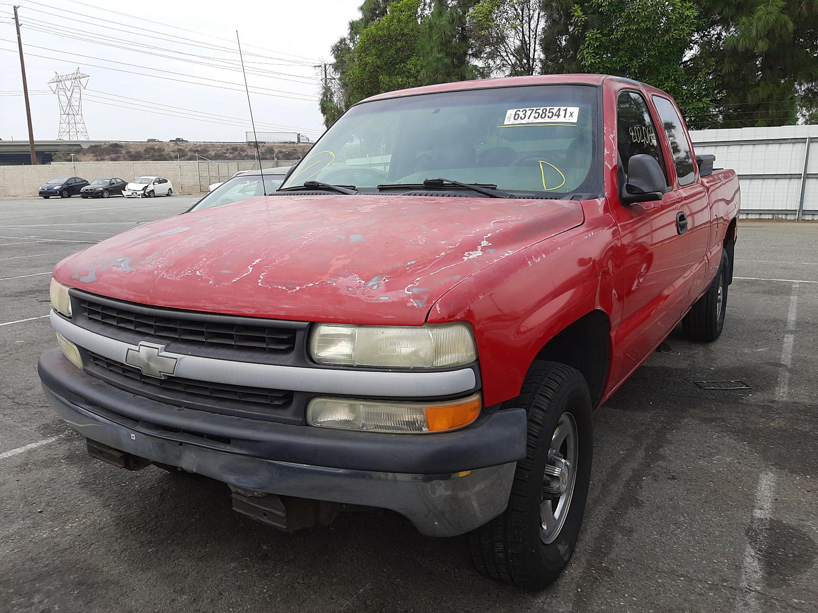 Photo 2 from auction – 2001 CHEVROLET SILVERADO with VIN 2GCEC19V011258235