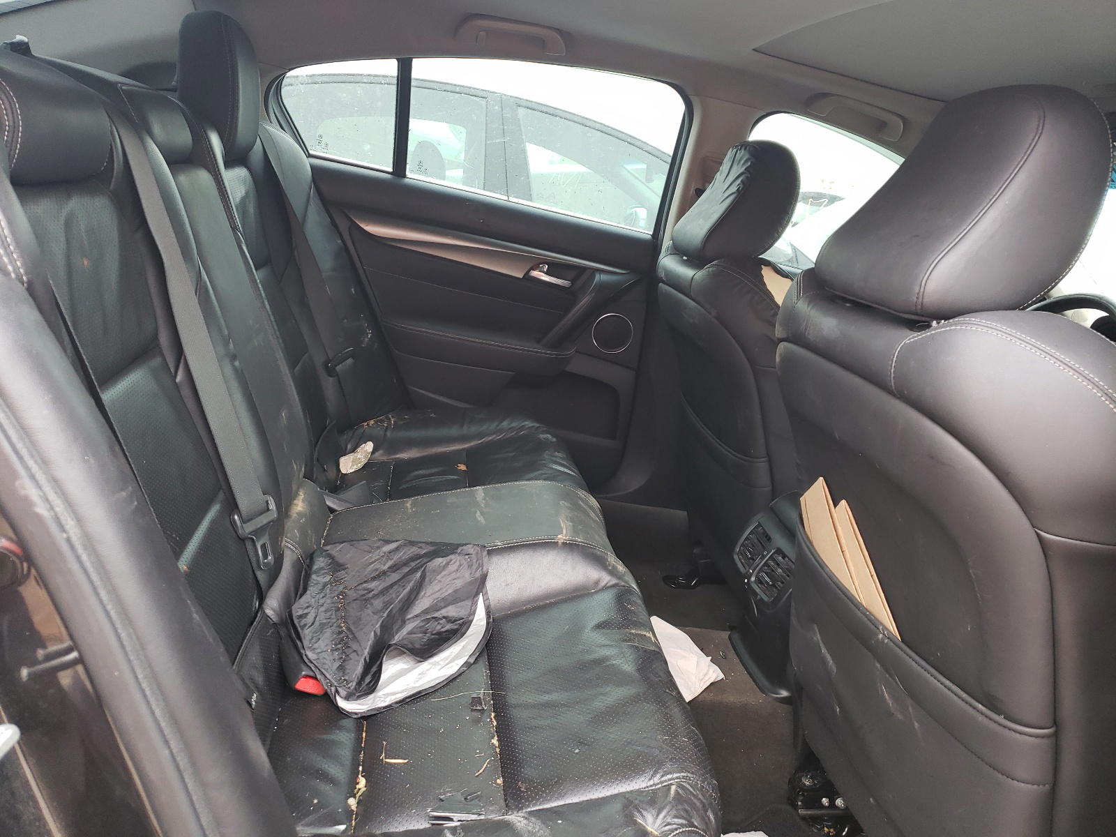 Photo 6 from auction – 2013 ACURA TL TECH with VIN 19UUA9F56DA001029