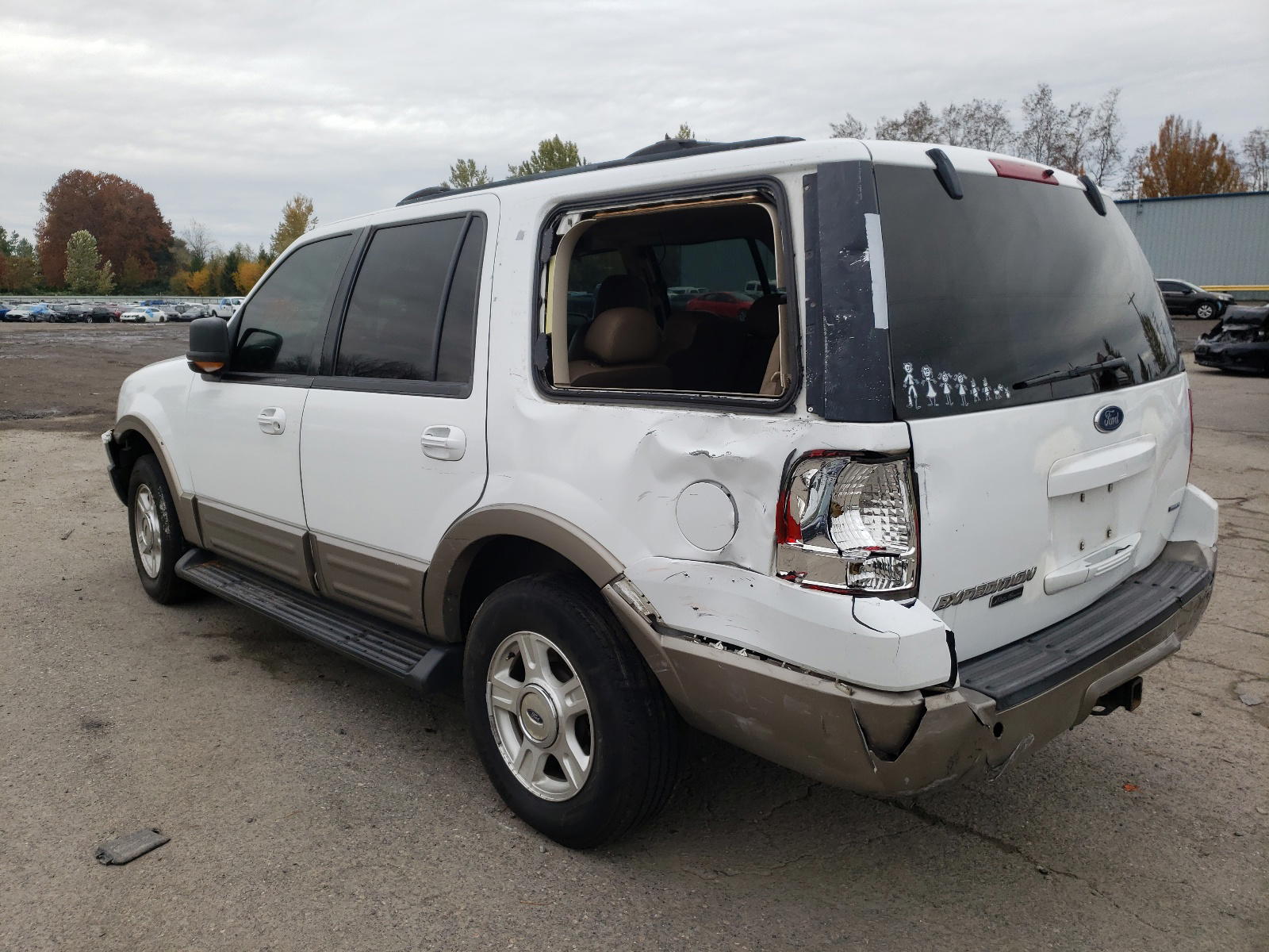 Photo 3 from auction – 2003 FORD EXPEDITION with VIN 1FMFU18L73LB03336