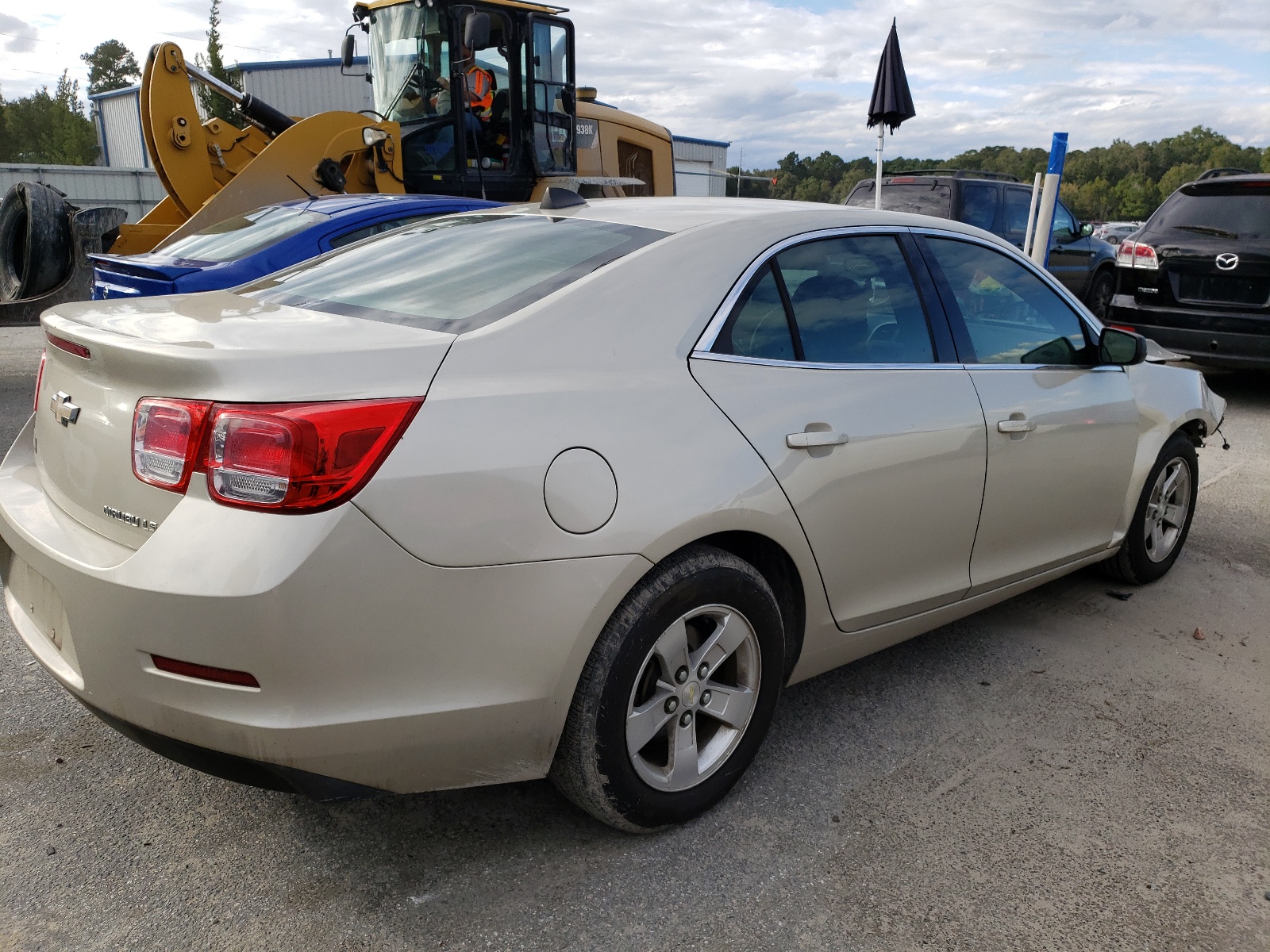 Zdjęcie 4 z aukcji – 2014 CHEVROLET MALIBU LS z VIN 1G11B5SL0EF117495