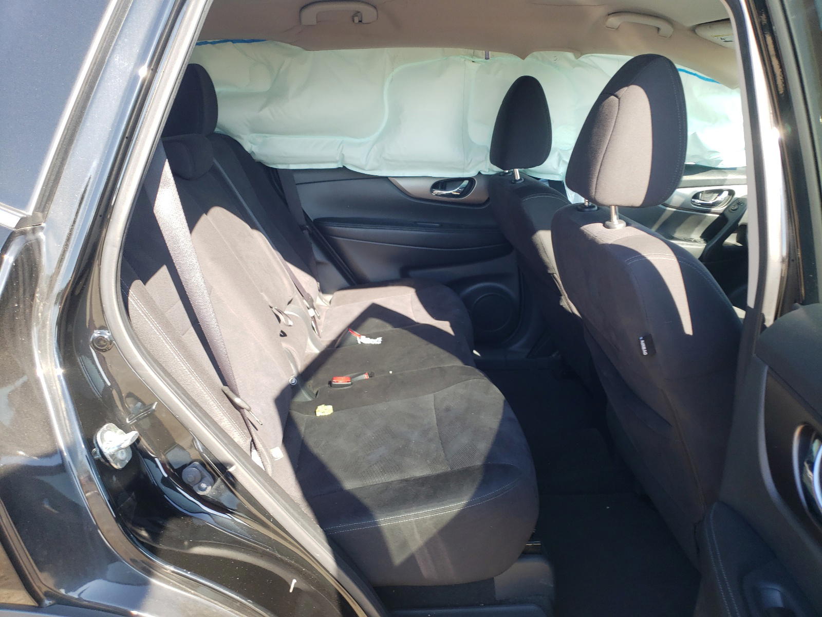 Photo 6 from auction – 2015 NISSAN ROGUE S with VIN KNMAT2MT8FP562563