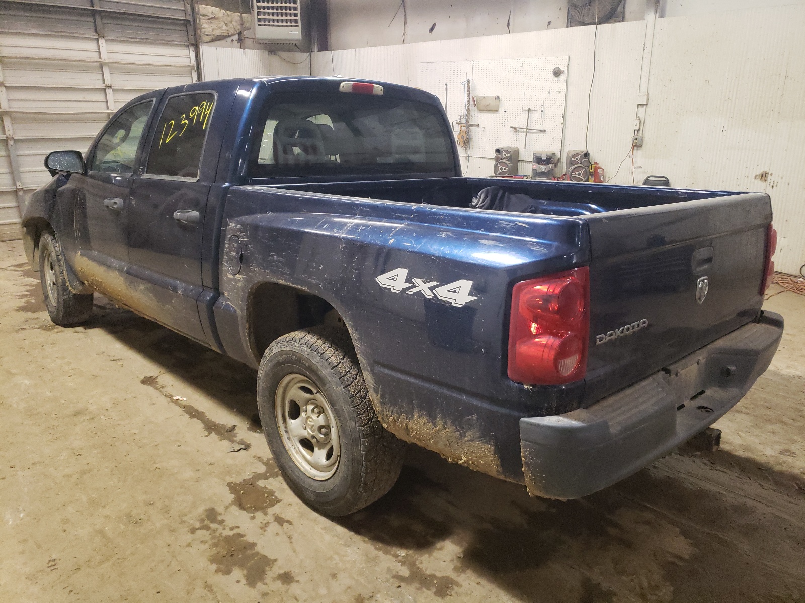 Photo 3 from auction – 2006 DODGE DAKOTA QUA with VIN 1D7HW28K36S715263