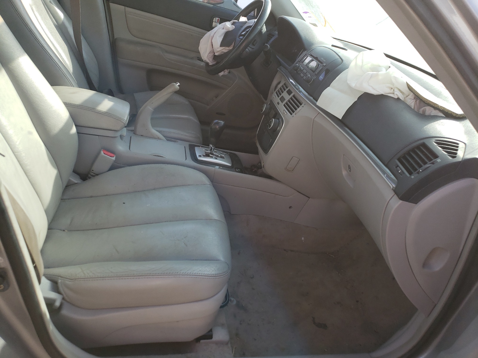 Photo 5 from auction – 2007 HYUNDAI SONATA SE with VIN 5NPEU46F07H172748